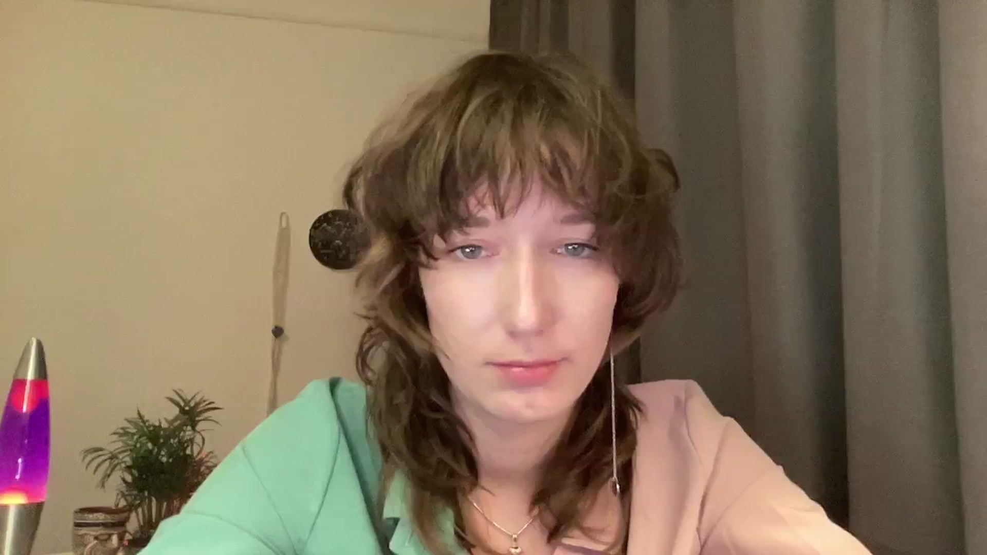 Gallery image thumbnail from LoooneyTunes's myfreecams stream on, 11/03/2024, 20:38 image 9 of 20