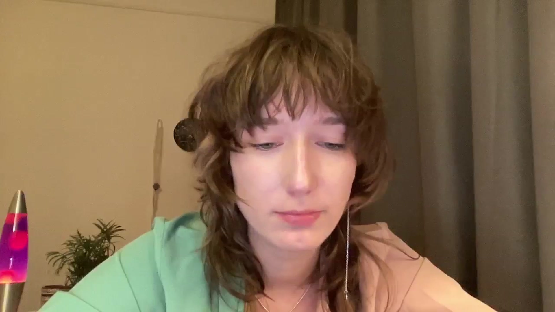 Gallery image thumbnail from LoooneyTunes's myfreecams stream on, 11/03/2024, 20:38 image 14 of 20