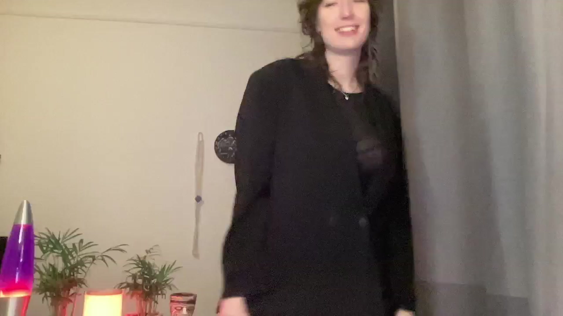Gallery image thumbnail from LoooneyTunes's myfreecams stream on, 11/07/2024, 16:26 image 1 of 20