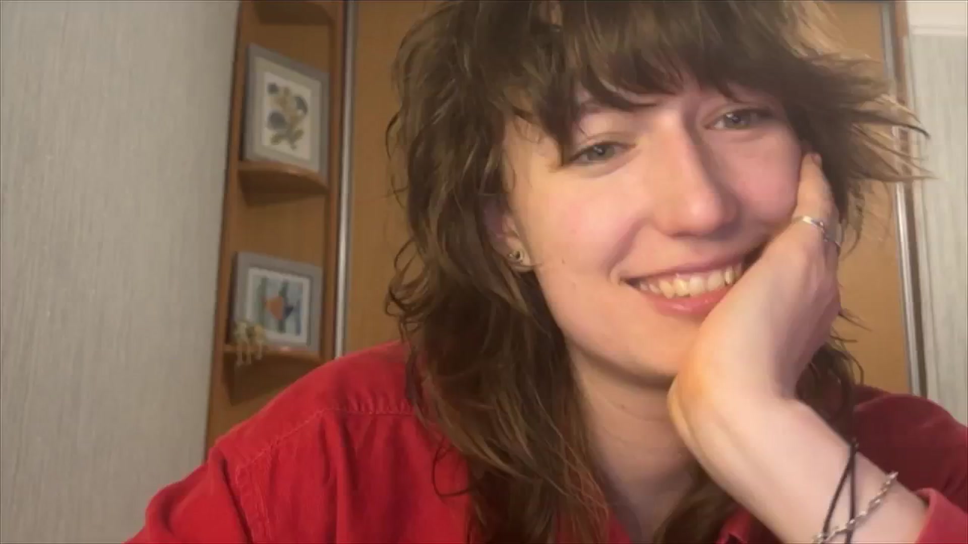Gallery image thumbnail from LoooneyTunes's myfreecams stream on, 11/15/2024, 01:49 image 14 of 20