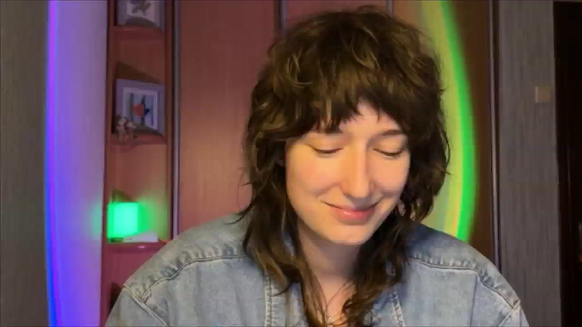 Gallery image thumbnail from LoooneyTunes's myfreecams stream on, 12/16/2024, 21:55 image 17 of 20