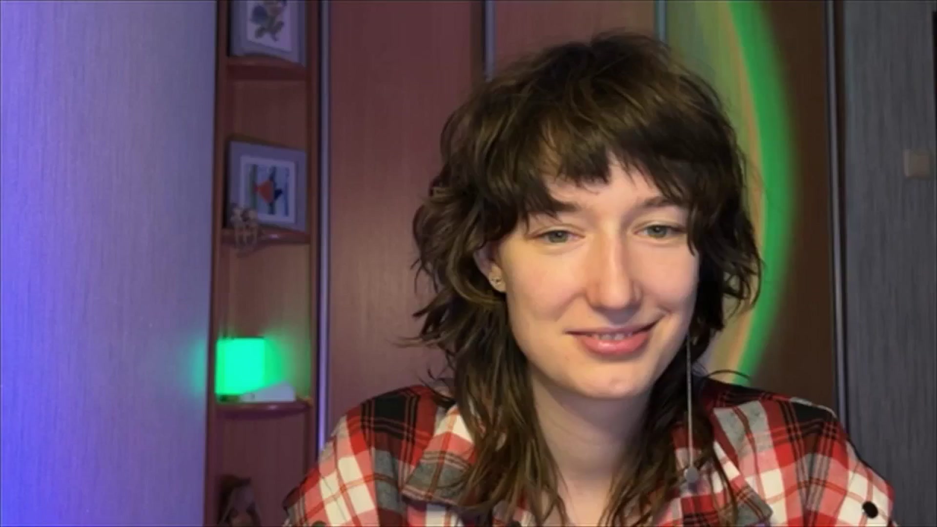 Gallery image thumbnail from LoooneyTunes's myfreecams stream on, 12/17/2024, 22:23 image 6 of 20