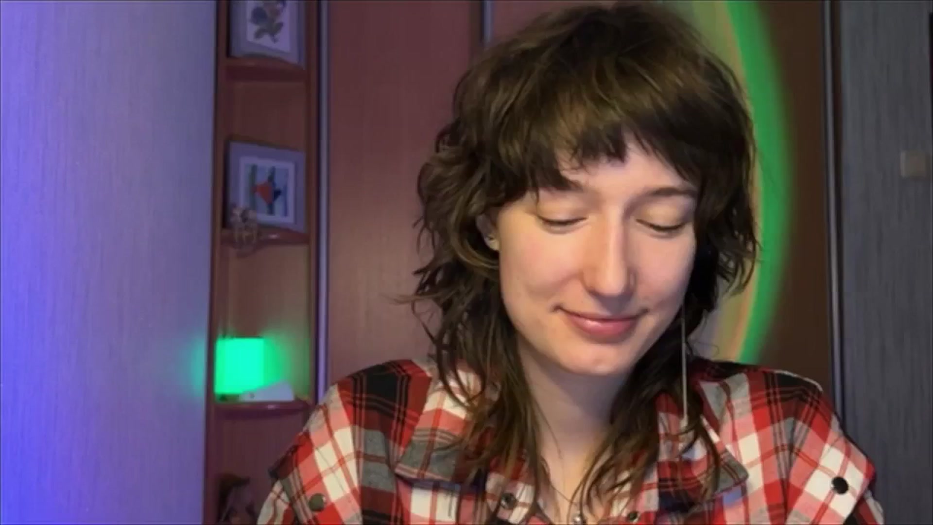 Gallery image thumbnail from LoooneyTunes's myfreecams stream on, 12/17/2024, 22:23 image 18 of 20