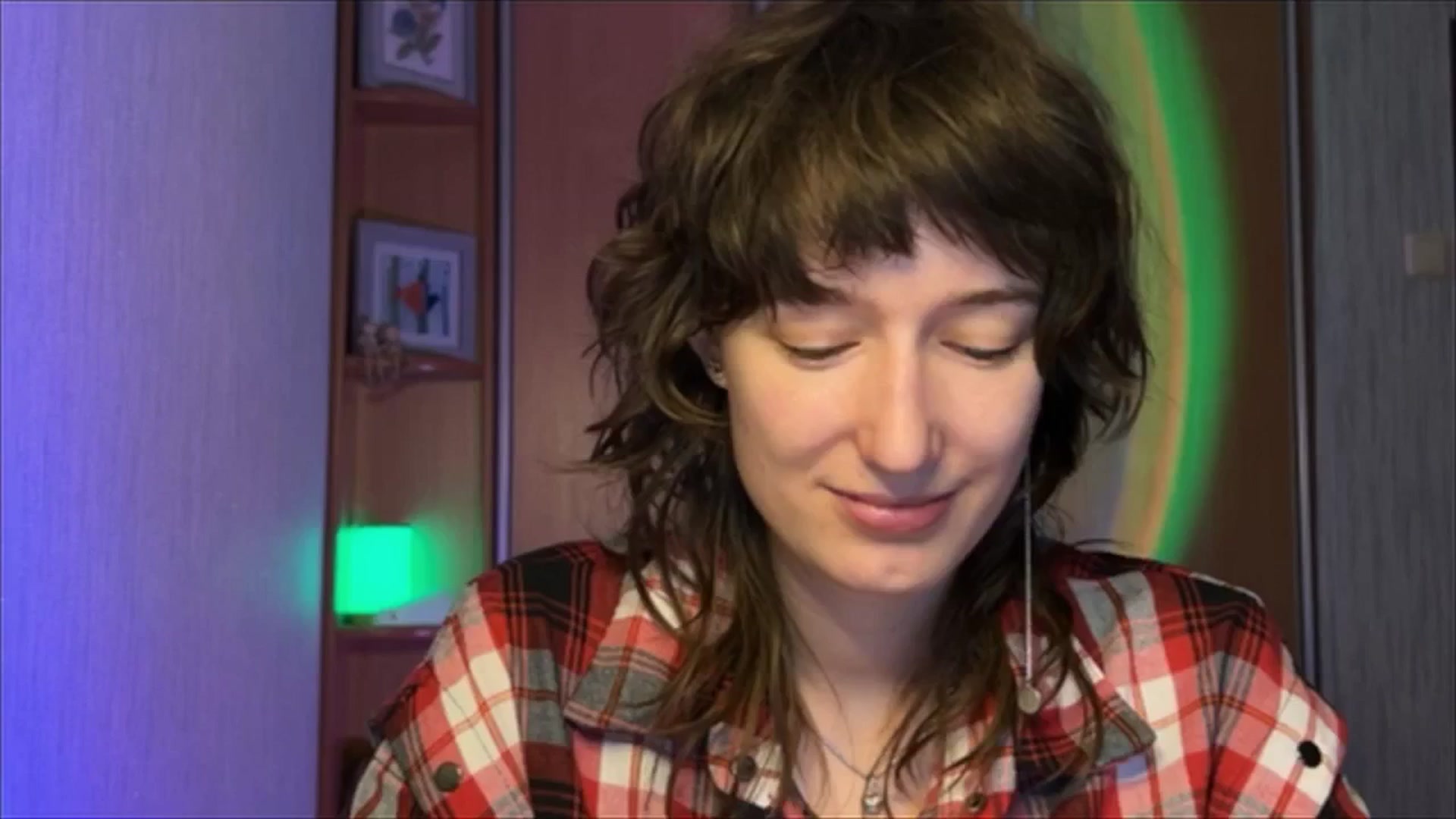 Gallery image thumbnail from LoooneyTunes's myfreecams stream on, 12/17/2024, 22:23 image 14 of 20