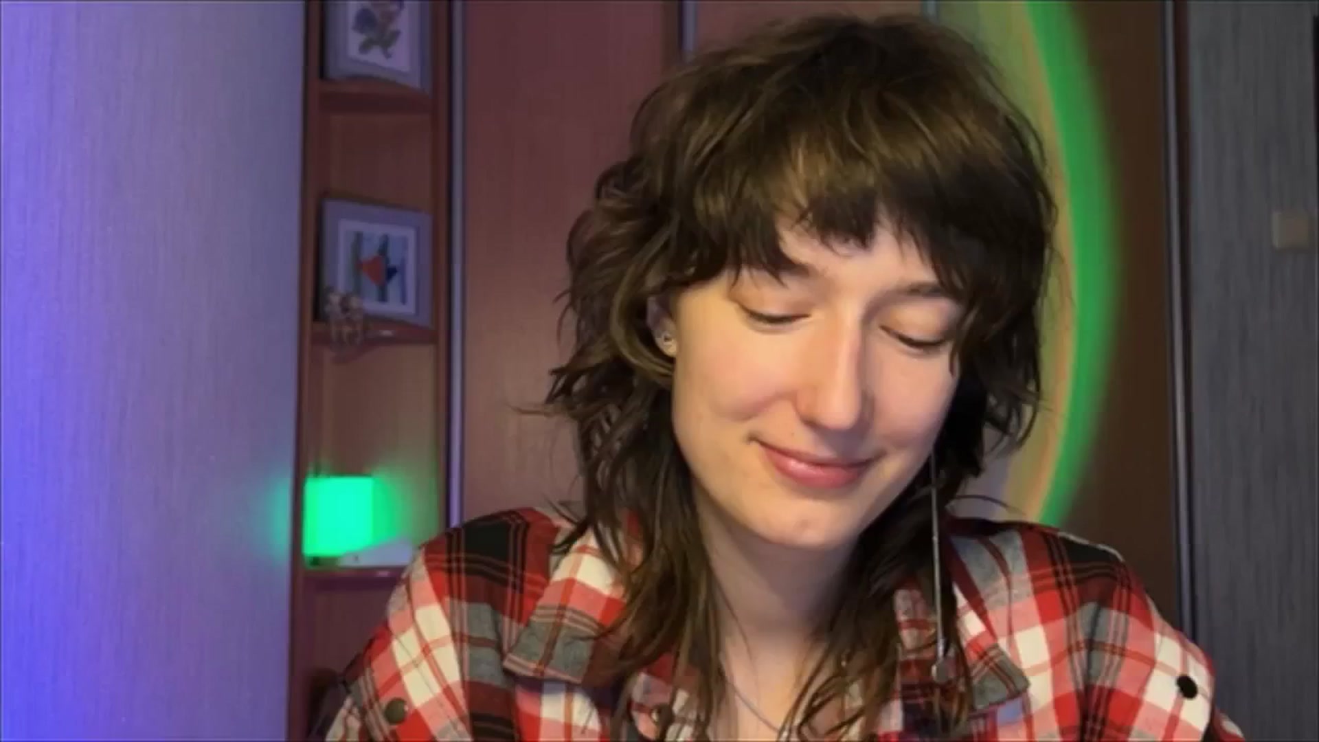 Gallery image thumbnail from LoooneyTunes's myfreecams stream on, 12/17/2024, 22:23 image 10 of 20