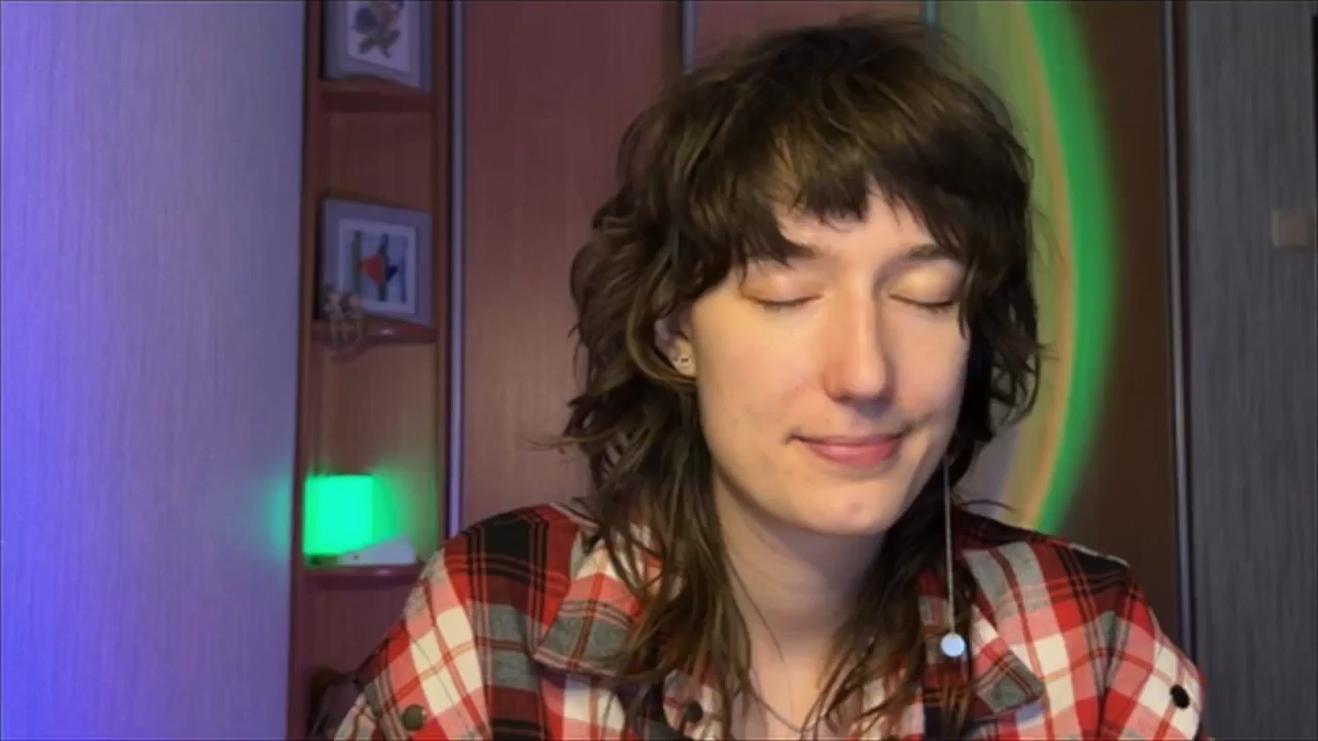Gallery image thumbnail from LoooneyTunes's myfreecams stream on, 12/17/2024, 22:23 image 12 of 20