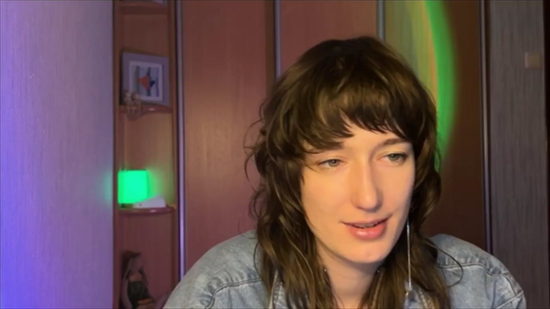 Gallery image thumbnail from LoooneyTunes's myfreecams stream on, 12/19/2024, 22:29 image 12 of 20