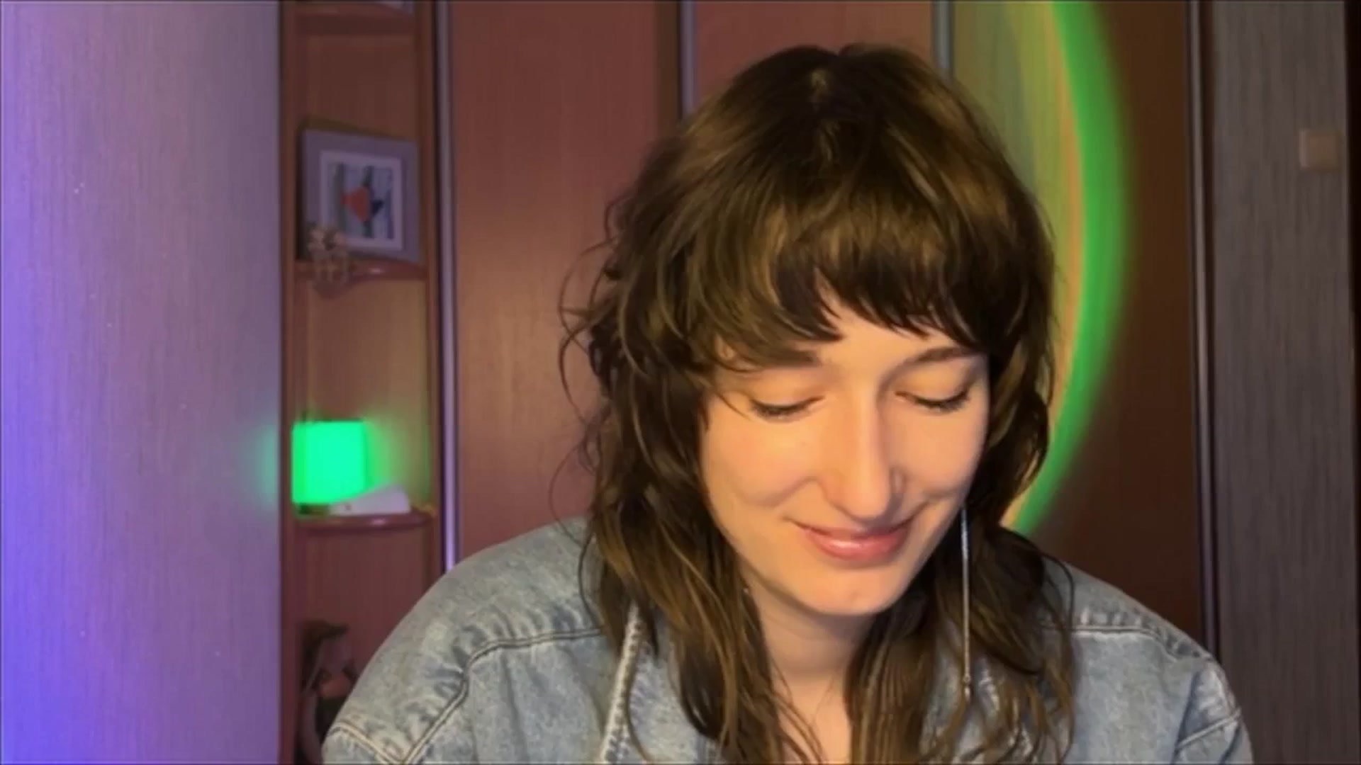Gallery image thumbnail from LoooneyTunes's myfreecams stream on, 12/19/2024, 22:29 image 7 of 20
