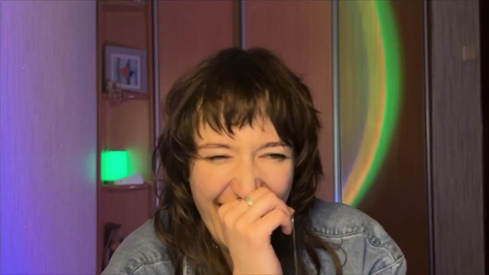 Gallery image thumbnail from LoooneyTunes's myfreecams stream on, 12/20/2024, 01:15 image 17 of 20