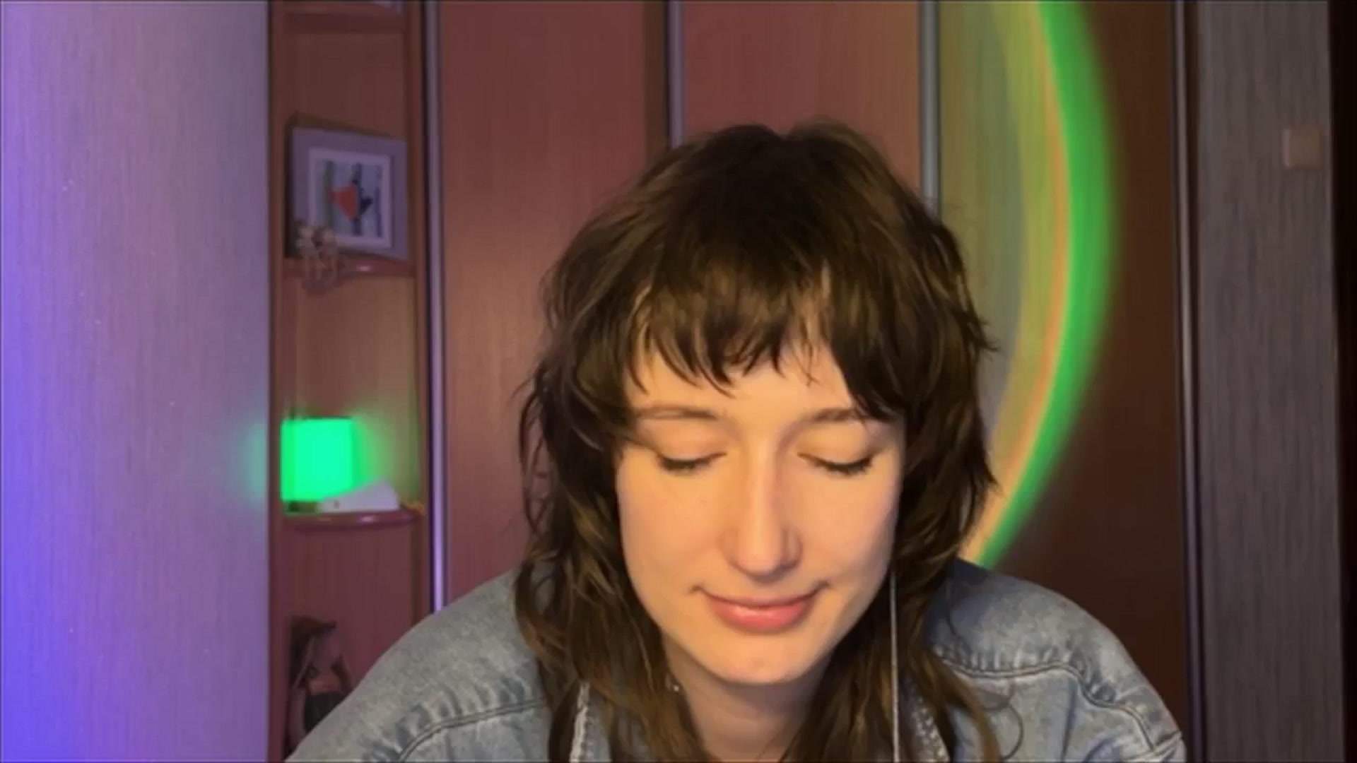 Gallery image thumbnail from LoooneyTunes's myfreecams stream on, 12/20/2024, 01:15 image 16 of 20