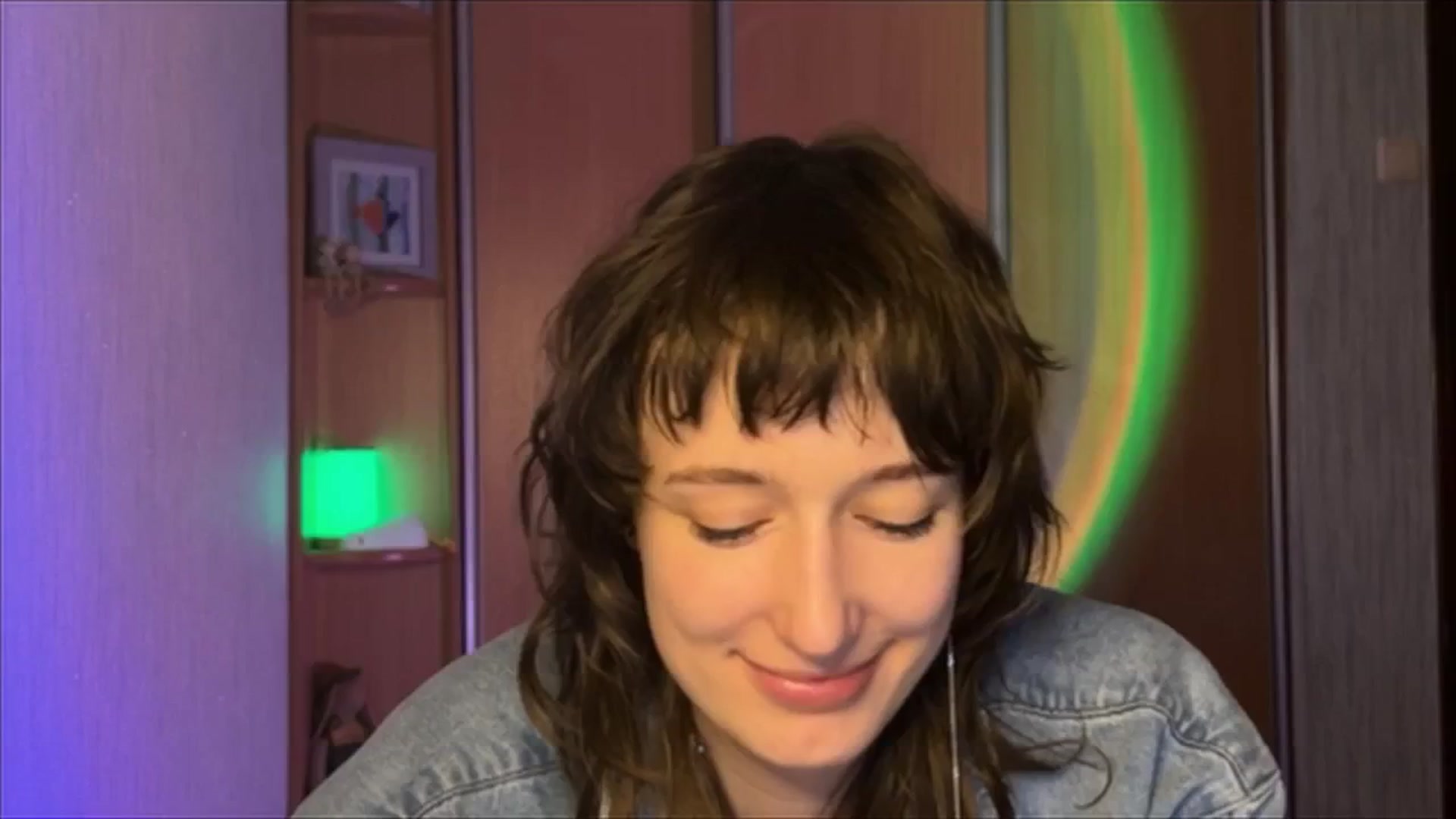 Gallery image thumbnail from LoooneyTunes's myfreecams stream on, 12/20/2024, 01:15 image 19 of 20