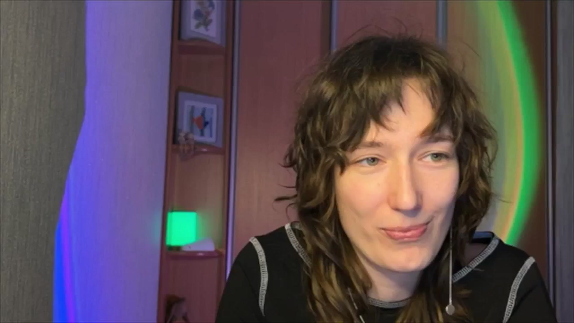 Gallery image thumbnail from LoooneyTunes's myfreecams stream on, 12/21/2024, 23:52 image 3 of 20