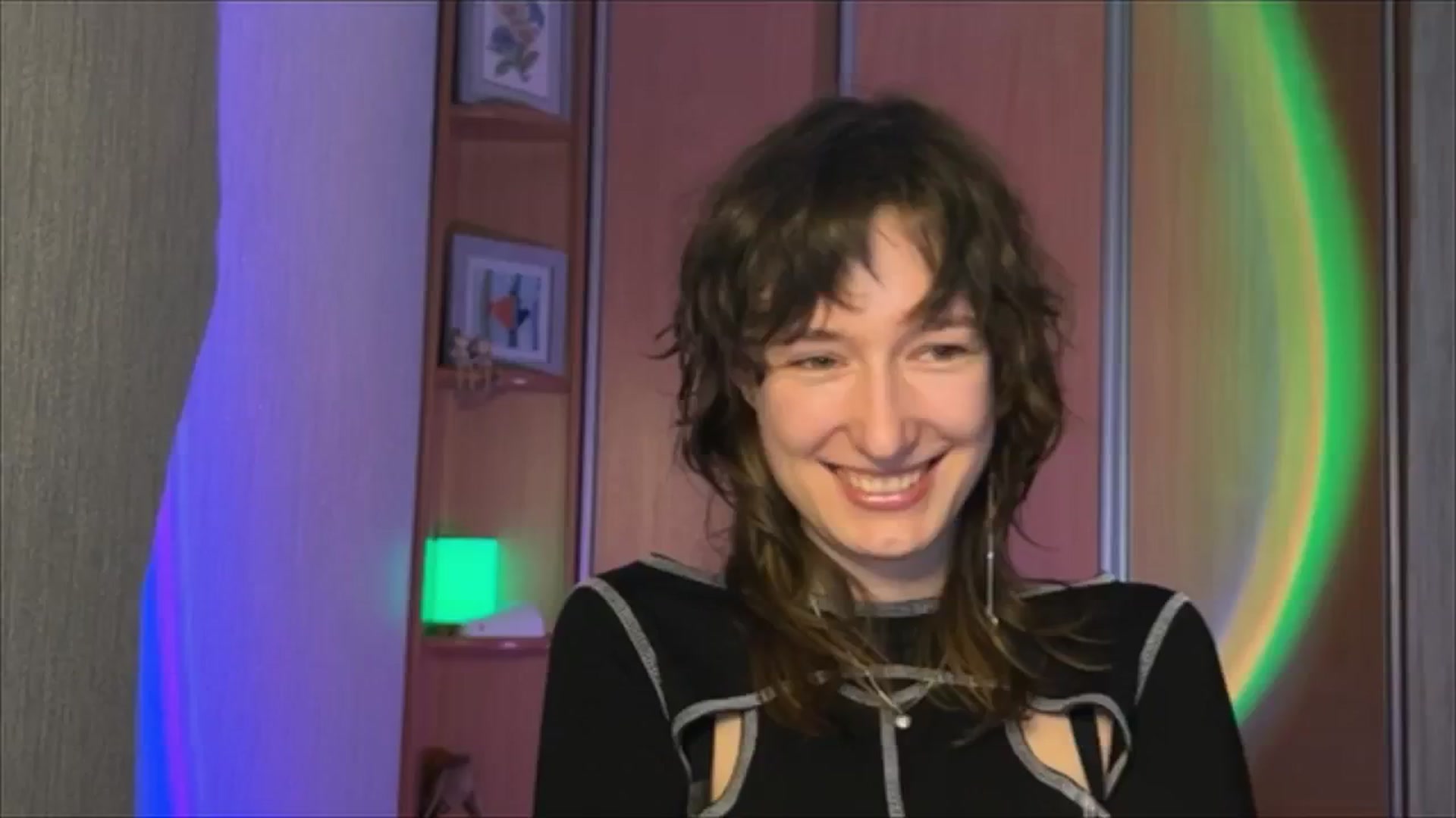 Gallery image thumbnail from LoooneyTunes's myfreecams stream on, 12/21/2024, 23:52 image 14 of 20