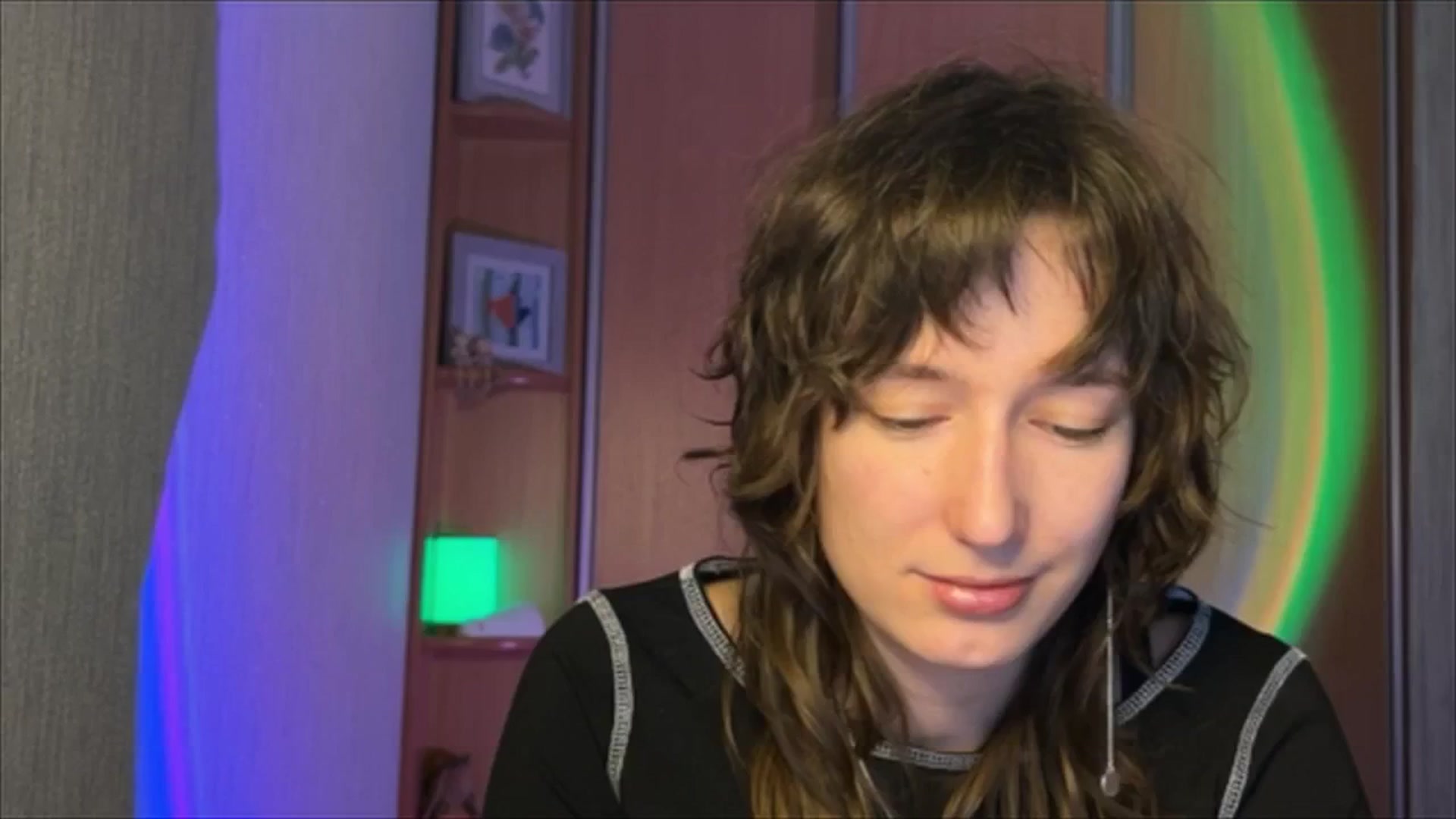 Gallery image thumbnail from LoooneyTunes's myfreecams stream on, 12/21/2024, 23:52 image 8 of 20
