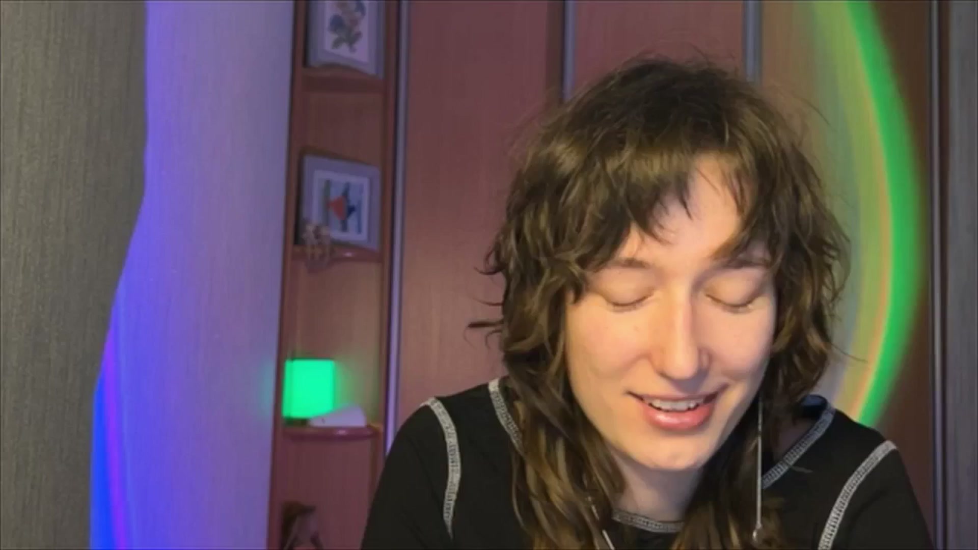Gallery image thumbnail from LoooneyTunes's myfreecams stream on, 12/21/2024, 23:52 image 4 of 20