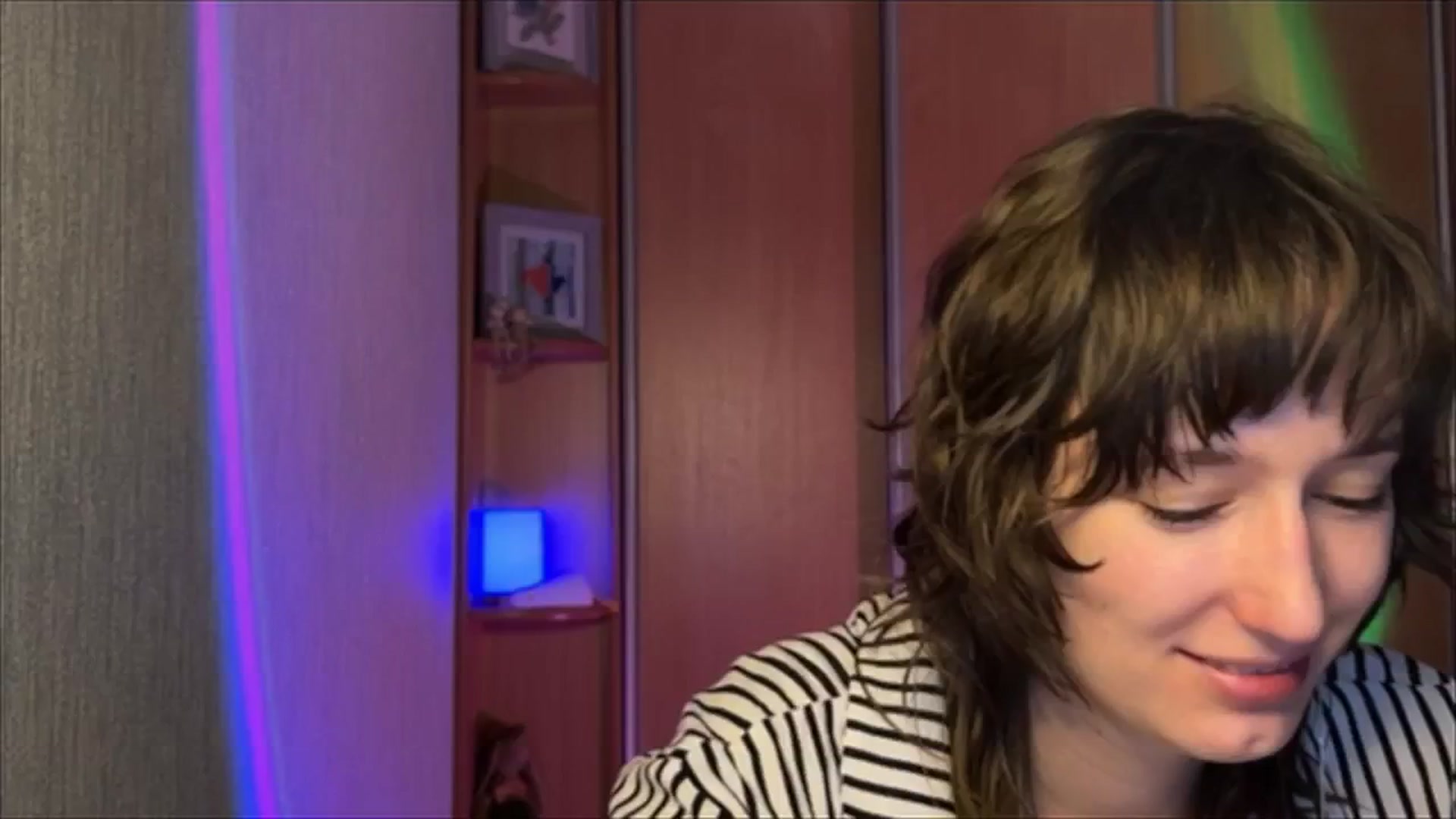 Gallery image thumbnail from LoooneyTunes's myfreecams stream on, 12/31/2024, 24:36 image 10 of 20