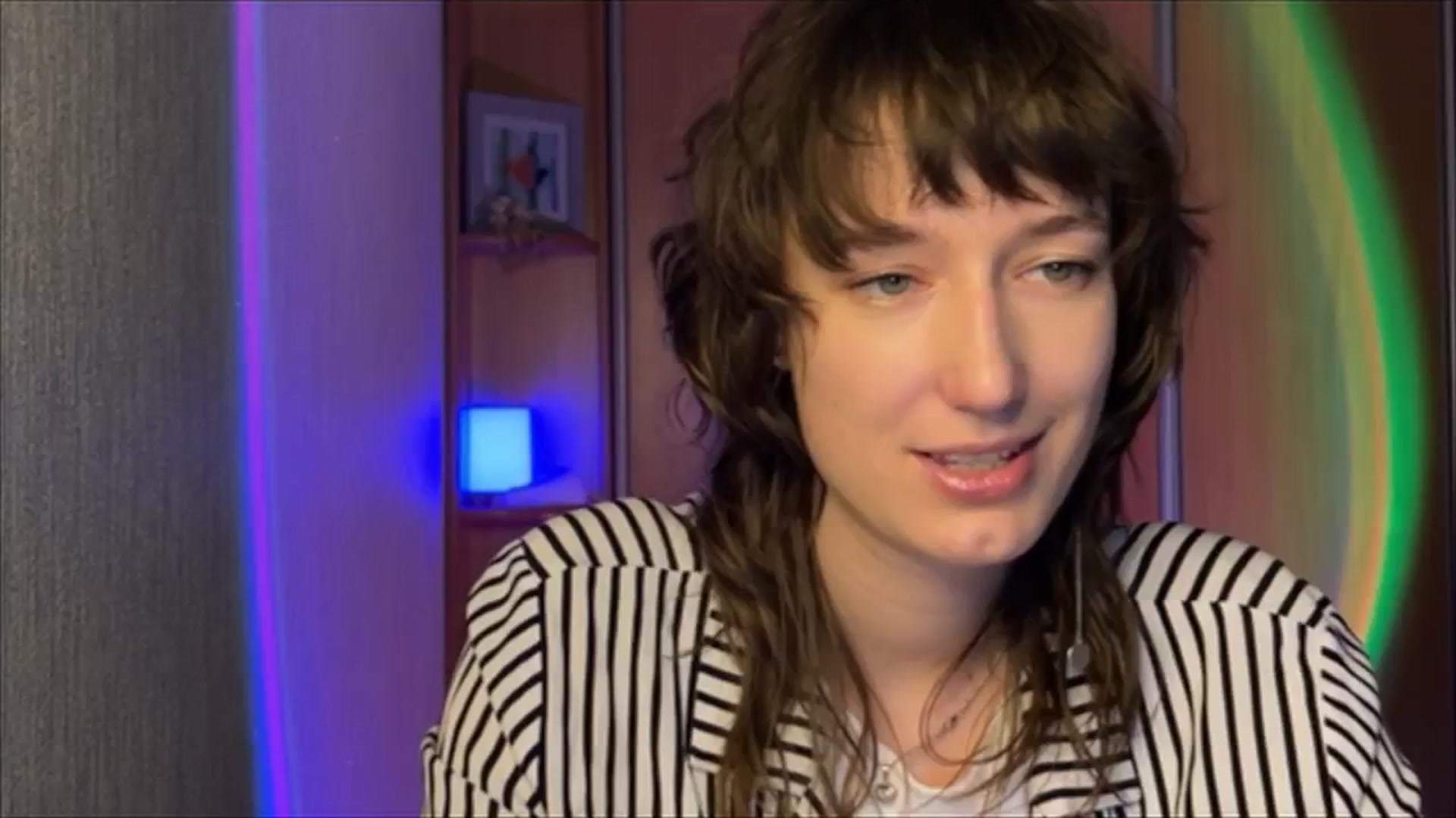 Gallery image thumbnail from LoooneyTunes's myfreecams stream on, 01/09/2025, 24:09 image 19 of 20