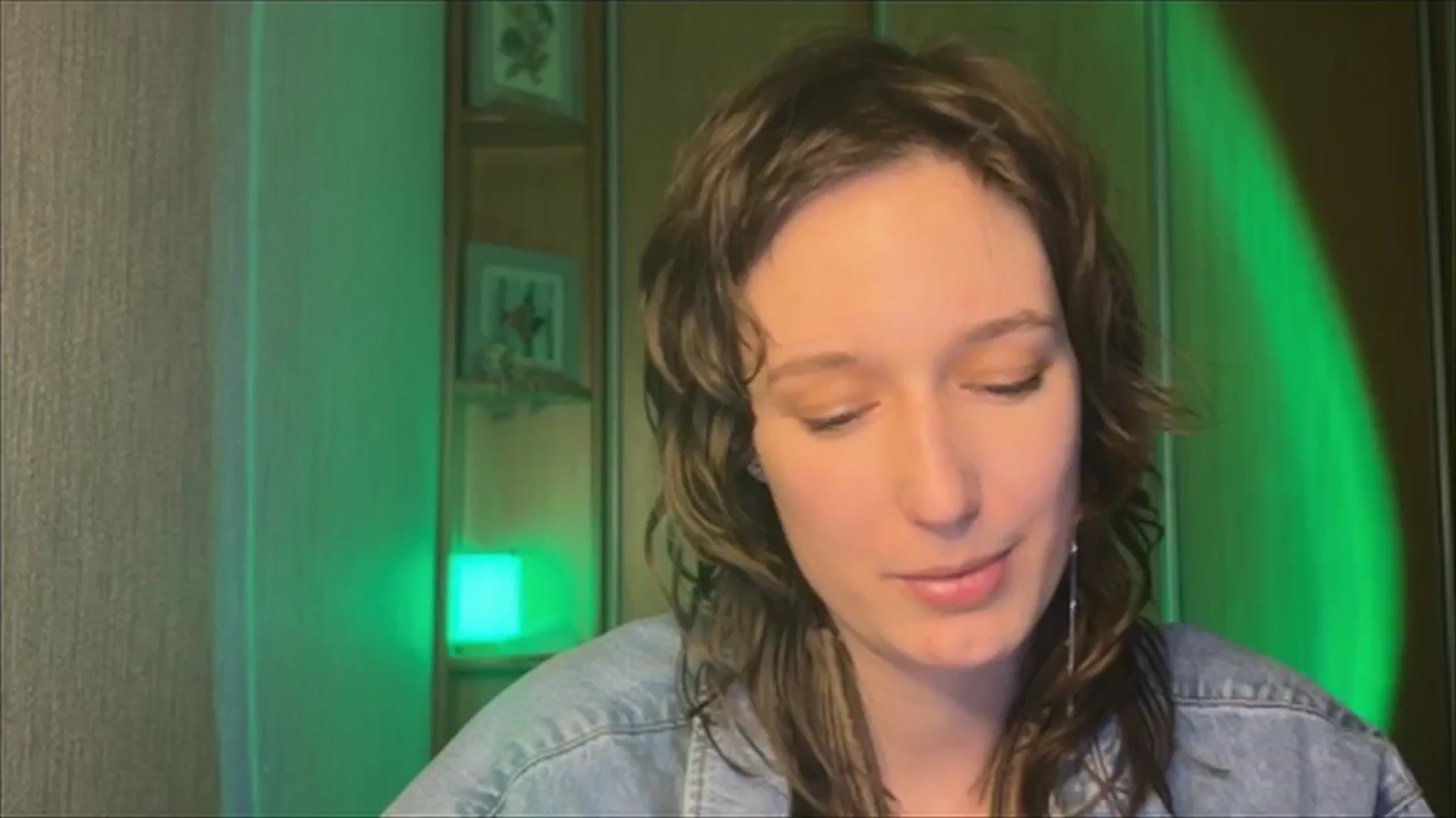 Gallery image thumbnail from LoooneyTunes's myfreecams stream on, 01/19/2025, 24:06 image 10 of 20