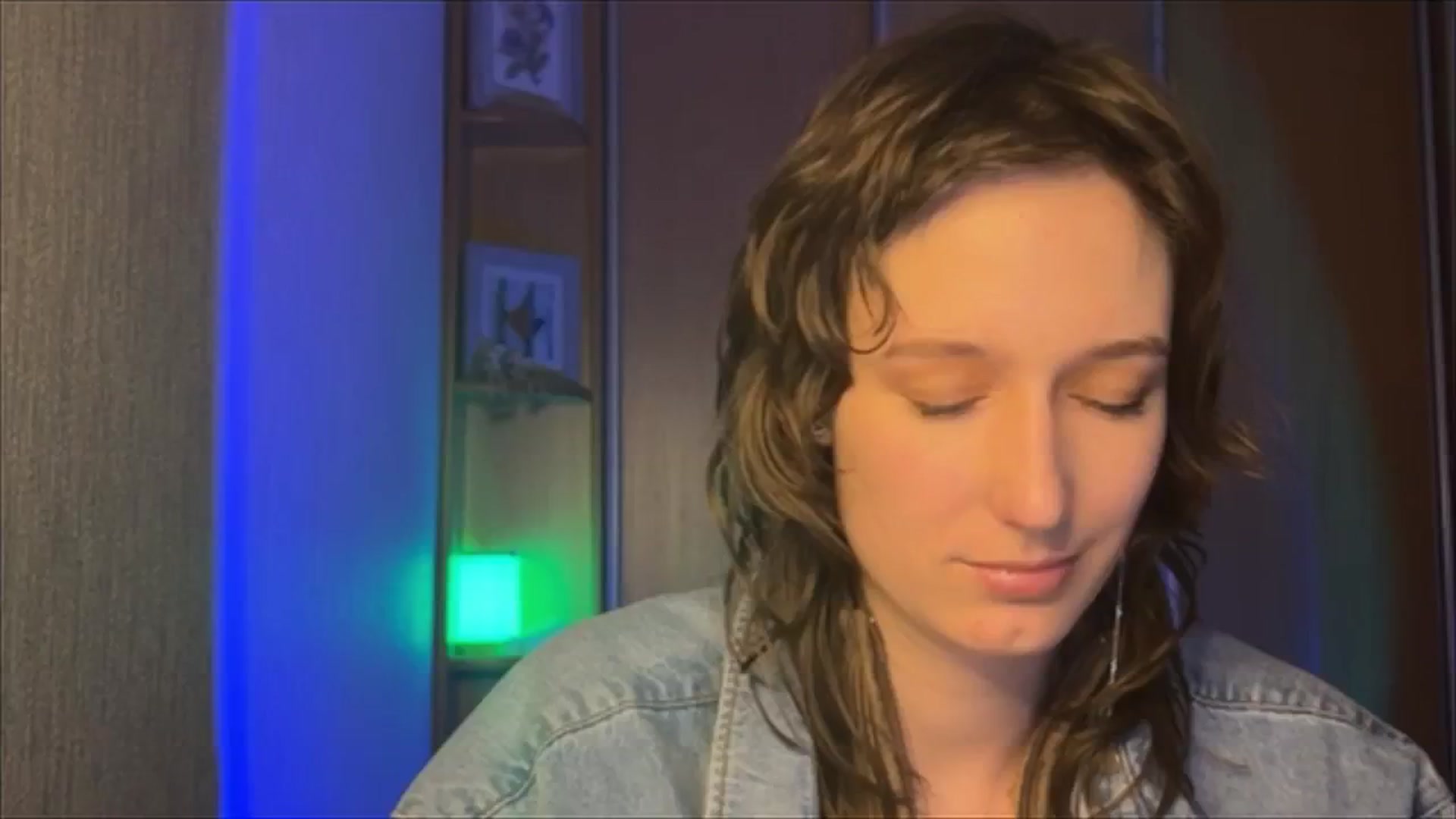 Gallery image thumbnail from LoooneyTunes's myfreecams stream on, 01/19/2025, 24:06 image 11 of 20