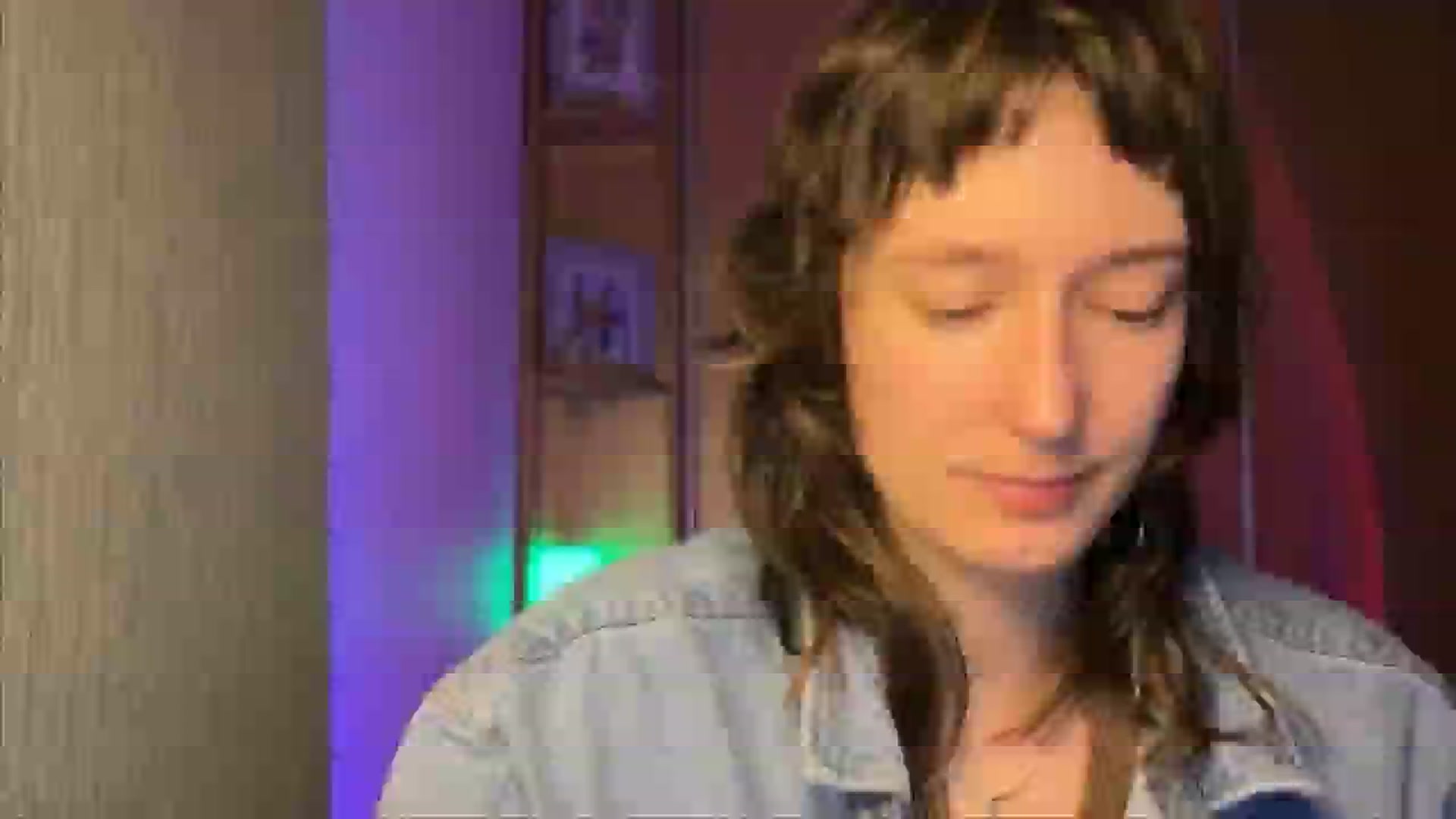Gallery image thumbnail from LoooneyTunes's myfreecams stream on, 01/20/2025, 22:33 image 20 of 20