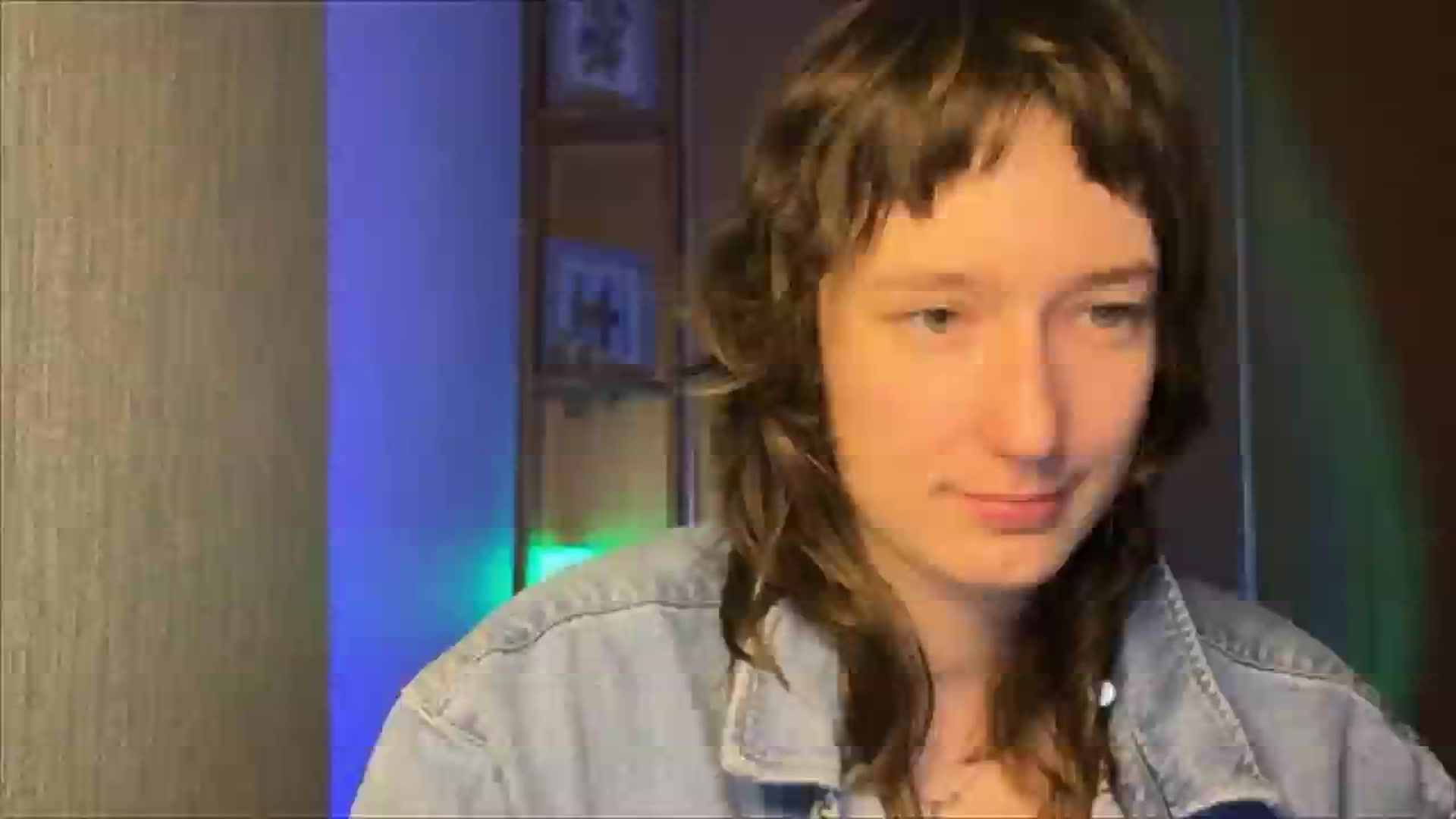 Gallery image thumbnail from LoooneyTunes's myfreecams stream on, 01/20/2025, 22:33 image 17 of 20