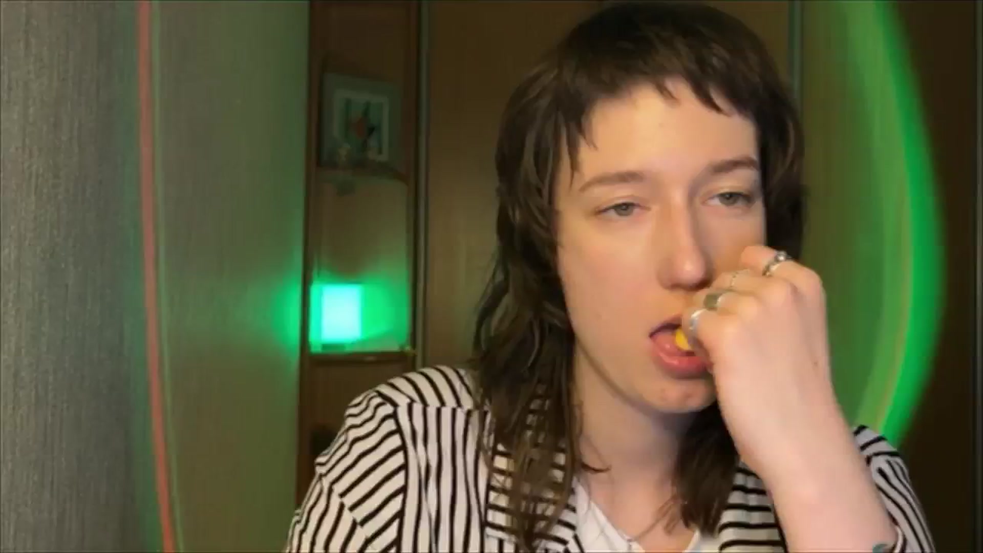 Gallery image thumbnail from LoooneyTunes's myfreecams stream on, 01/26/2025, 17:19 image 13 of 20