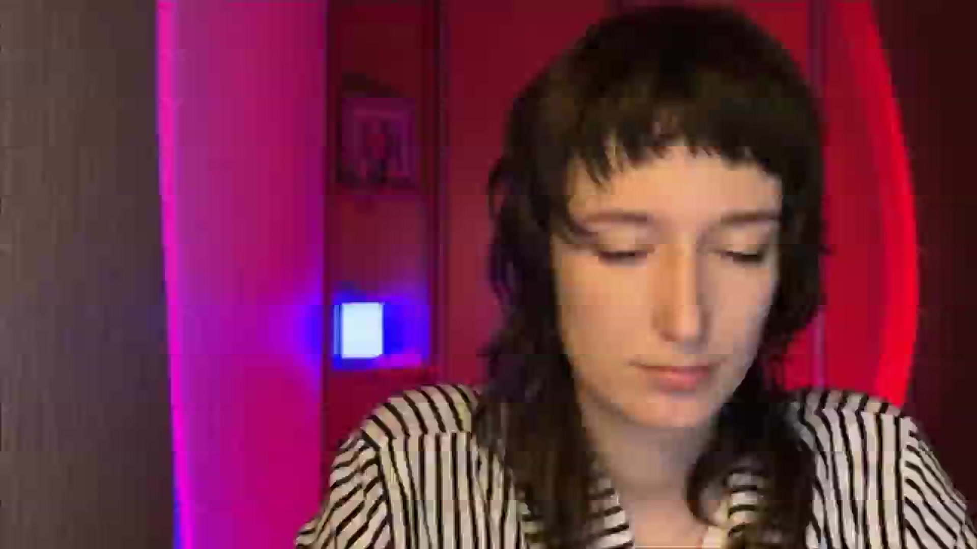 Gallery image thumbnail from LoooneyTunes's myfreecams stream on, 01/26/2025, 23:54 image 12 of 20