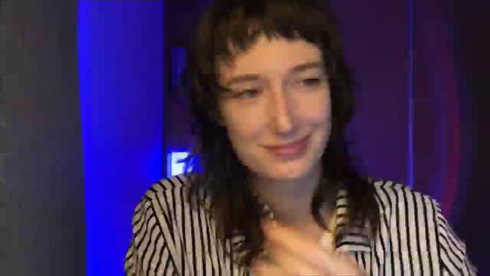 Gallery image thumbnail from LoooneyTunes's myfreecams stream on, 01/26/2025, 23:54 image 6 of 20