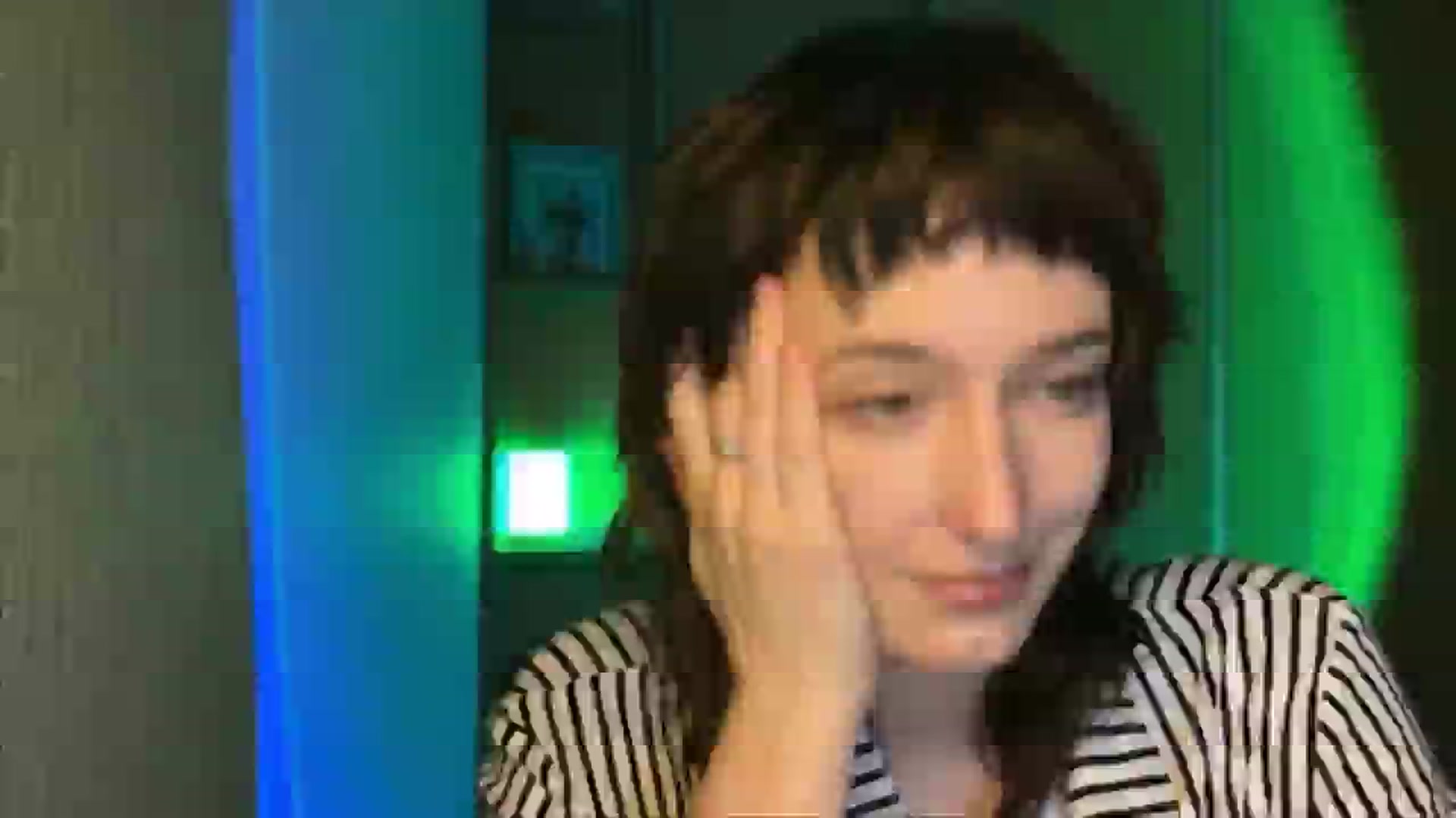 Gallery image thumbnail from LoooneyTunes's myfreecams stream on, 01/26/2025, 23:54 image 19 of 20