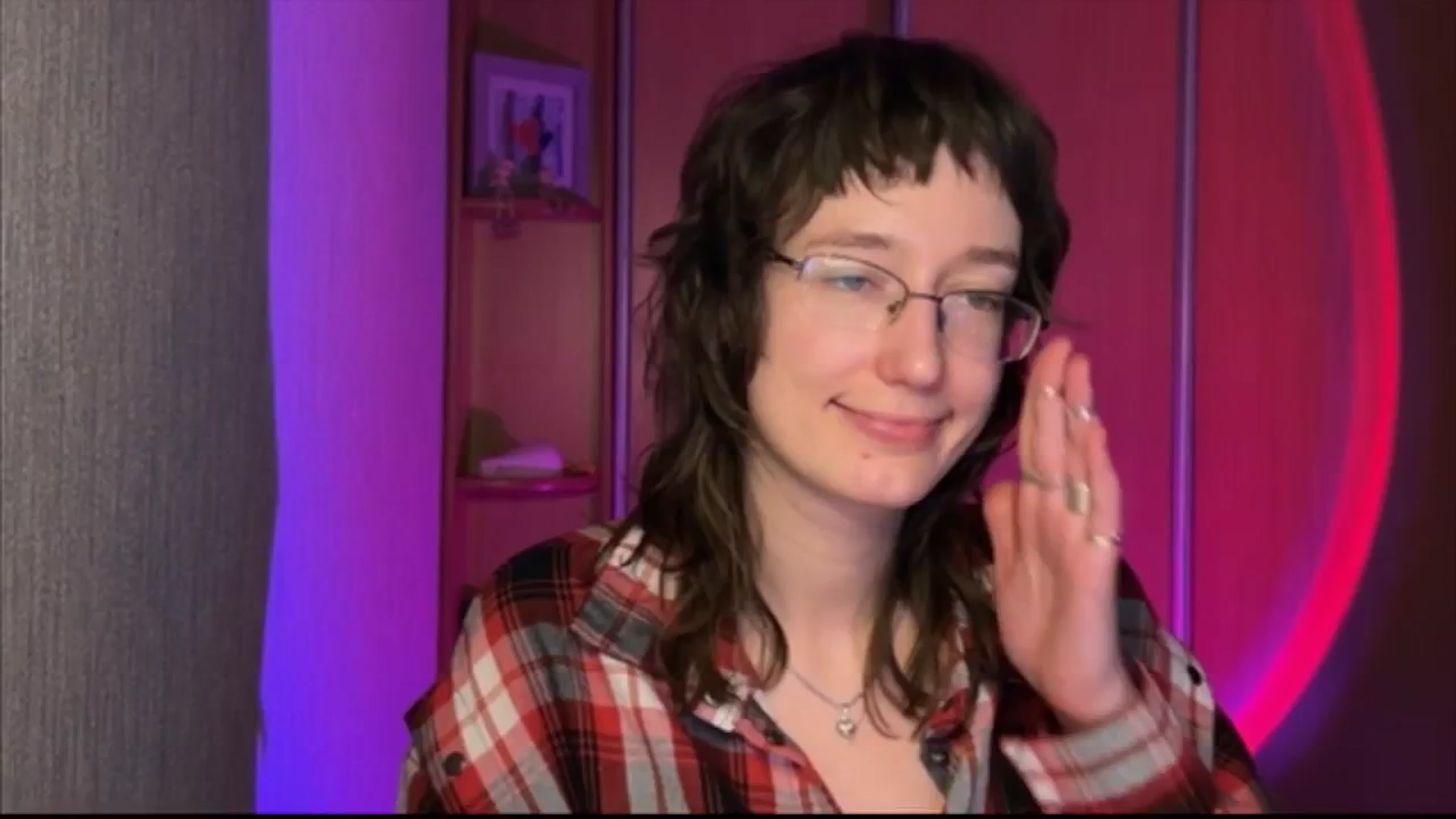 Gallery image thumbnail from LoooneyTunes's myfreecams stream on, 01/29/2025, 17:24 image 8 of 20
