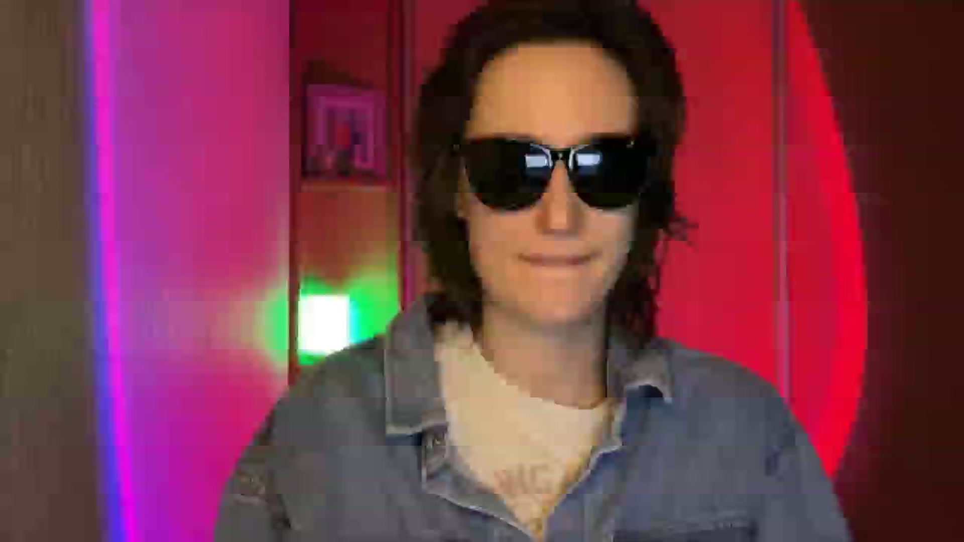 Gallery image thumbnail from LoooneyTunes's myfreecams stream on, 02/01/2025, 16:50 image 7 of 20
