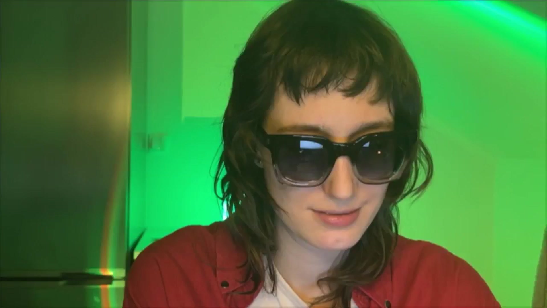 Gallery image thumbnail from LoooneyTunes's myfreecams stream on, 02/05/2025, 17:39 image 15 of 20