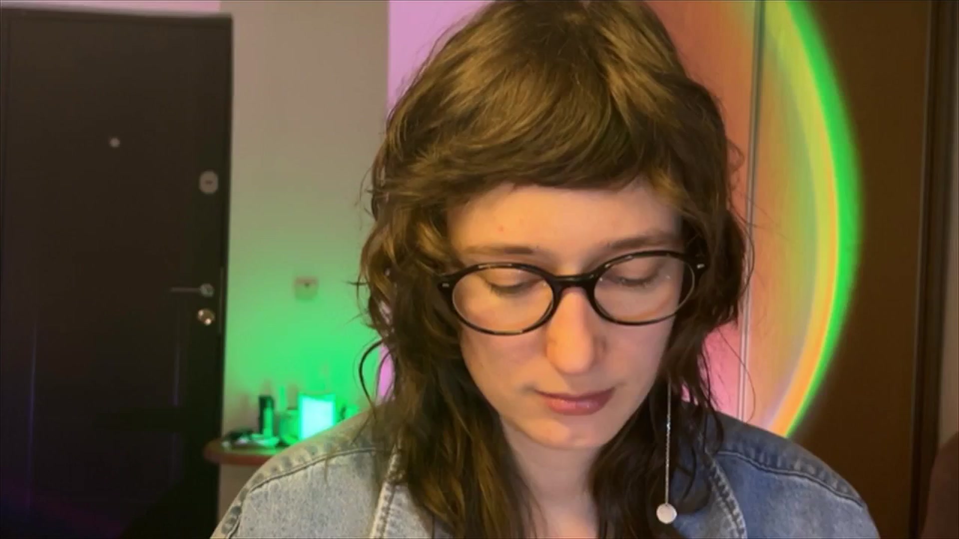 Gallery image thumbnail from LoooneyTunes's myfreecams stream on, 02/13/2025, 21:45 image 14 of 20