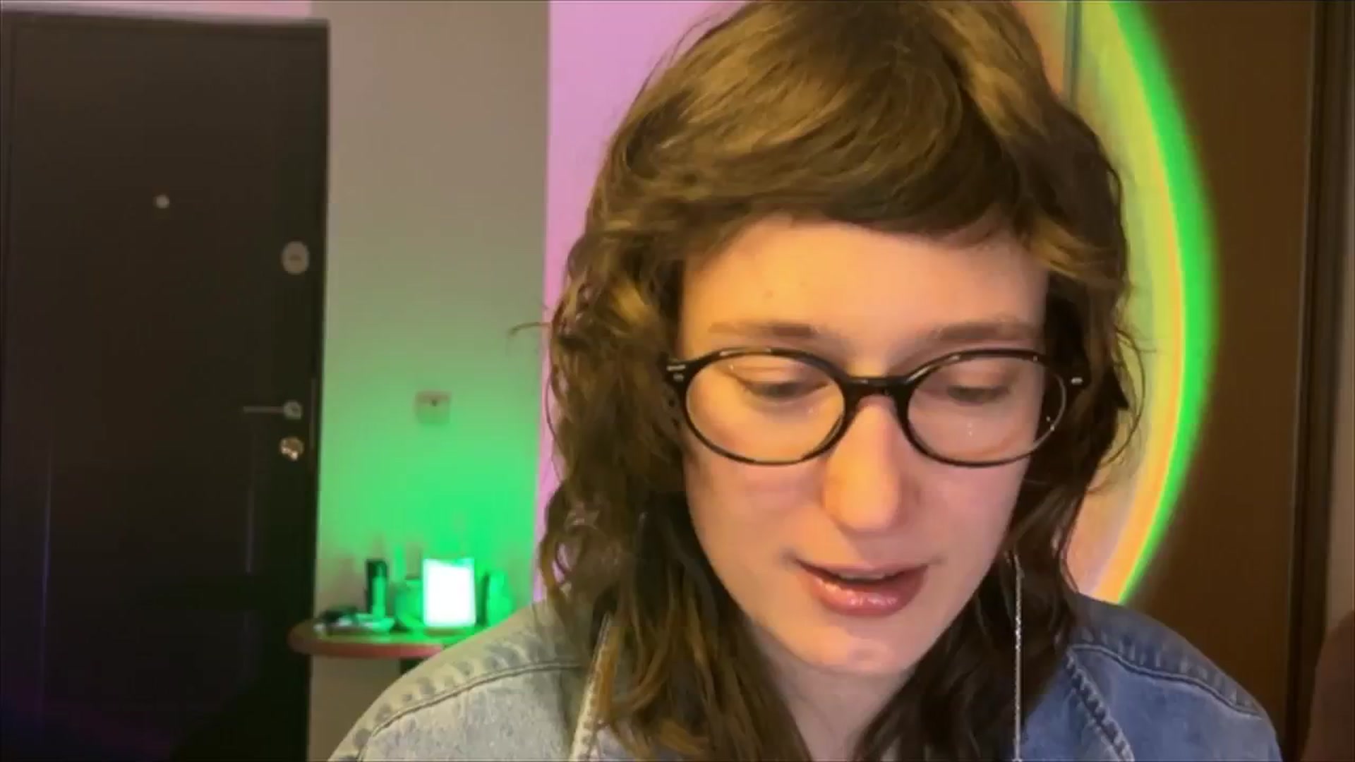 Gallery image thumbnail from LoooneyTunes's myfreecams stream on, 02/13/2025, 21:45 image 8 of 20