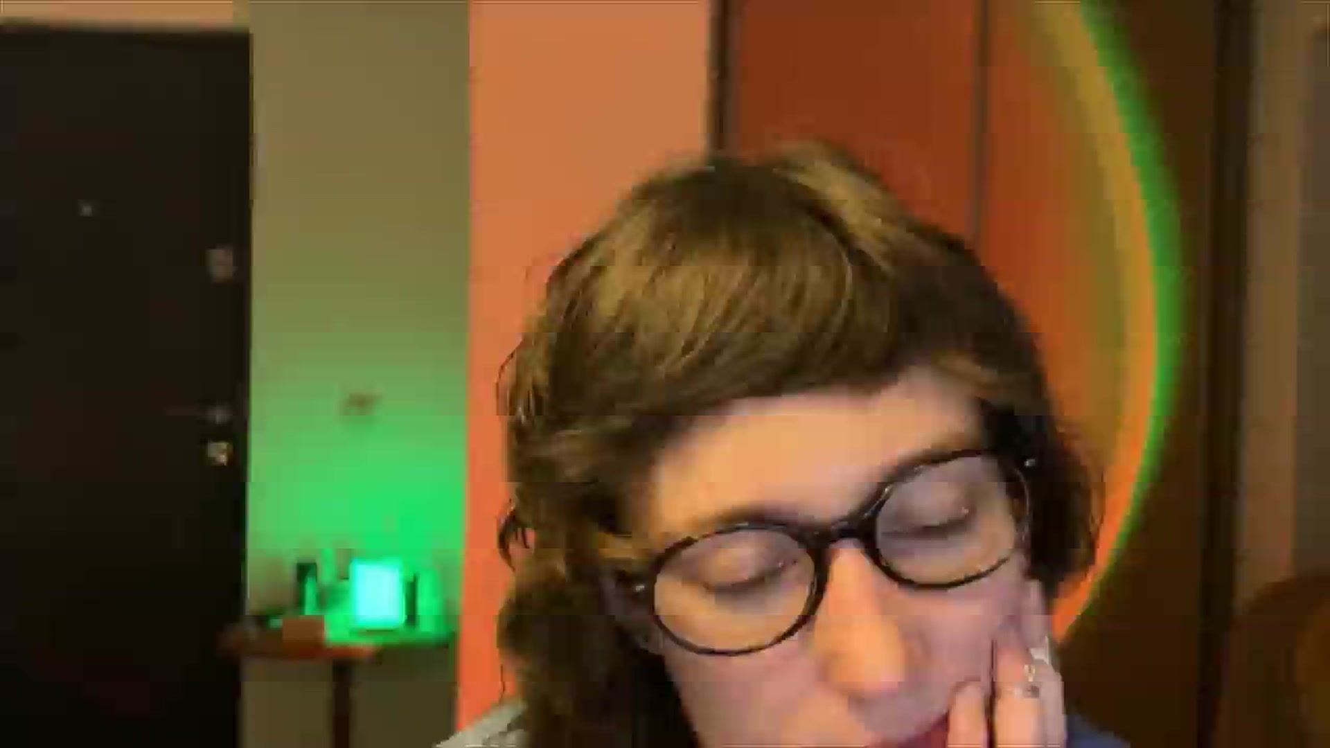 Gallery image thumbnail from LoooneyTunes's myfreecams stream on, 02/14/2025, 24:34 image 3 of 20