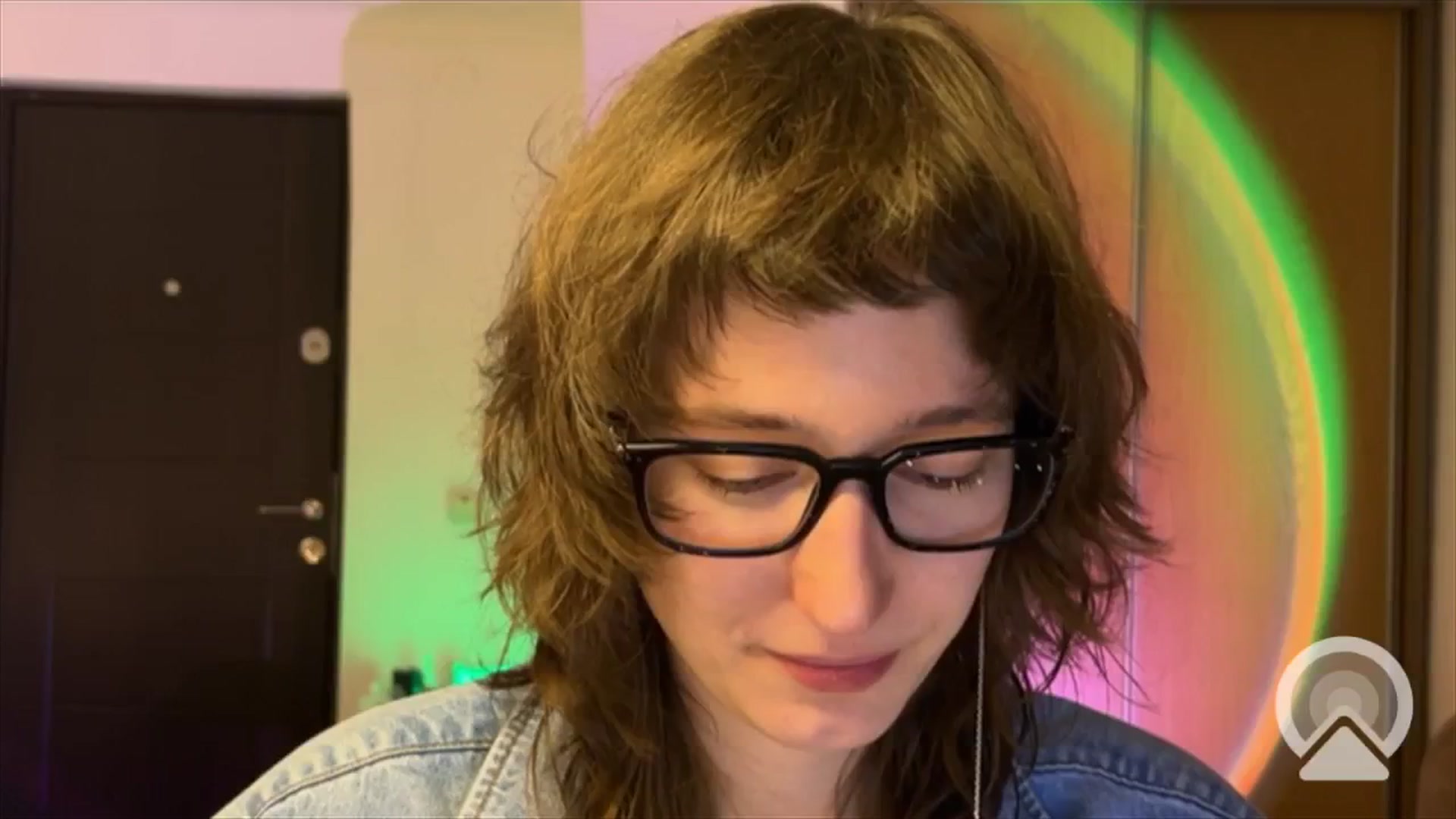 Gallery image thumbnail from LoooneyTunes's myfreecams stream on, 02/17/2025, 19:39 image 10 of 20