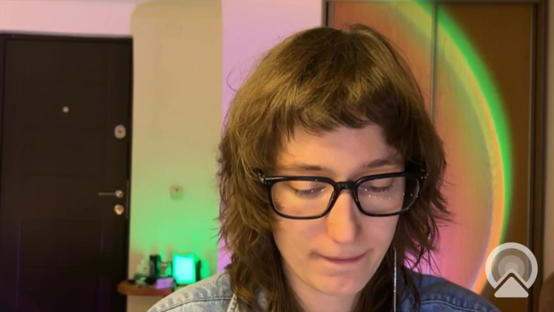 Gallery image thumbnail from LoooneyTunes's myfreecams stream on, 02/17/2025, 19:39 image 18 of 20