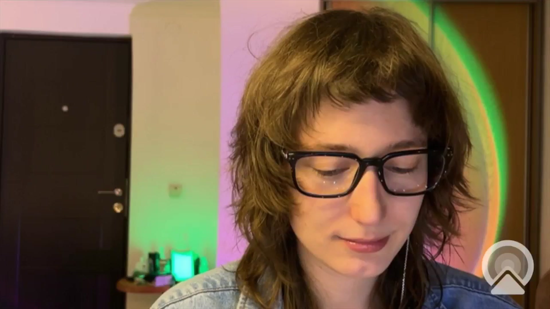 Gallery image thumbnail from LoooneyTunes's myfreecams stream on, 02/17/2025, 19:39 image 3 of 20
