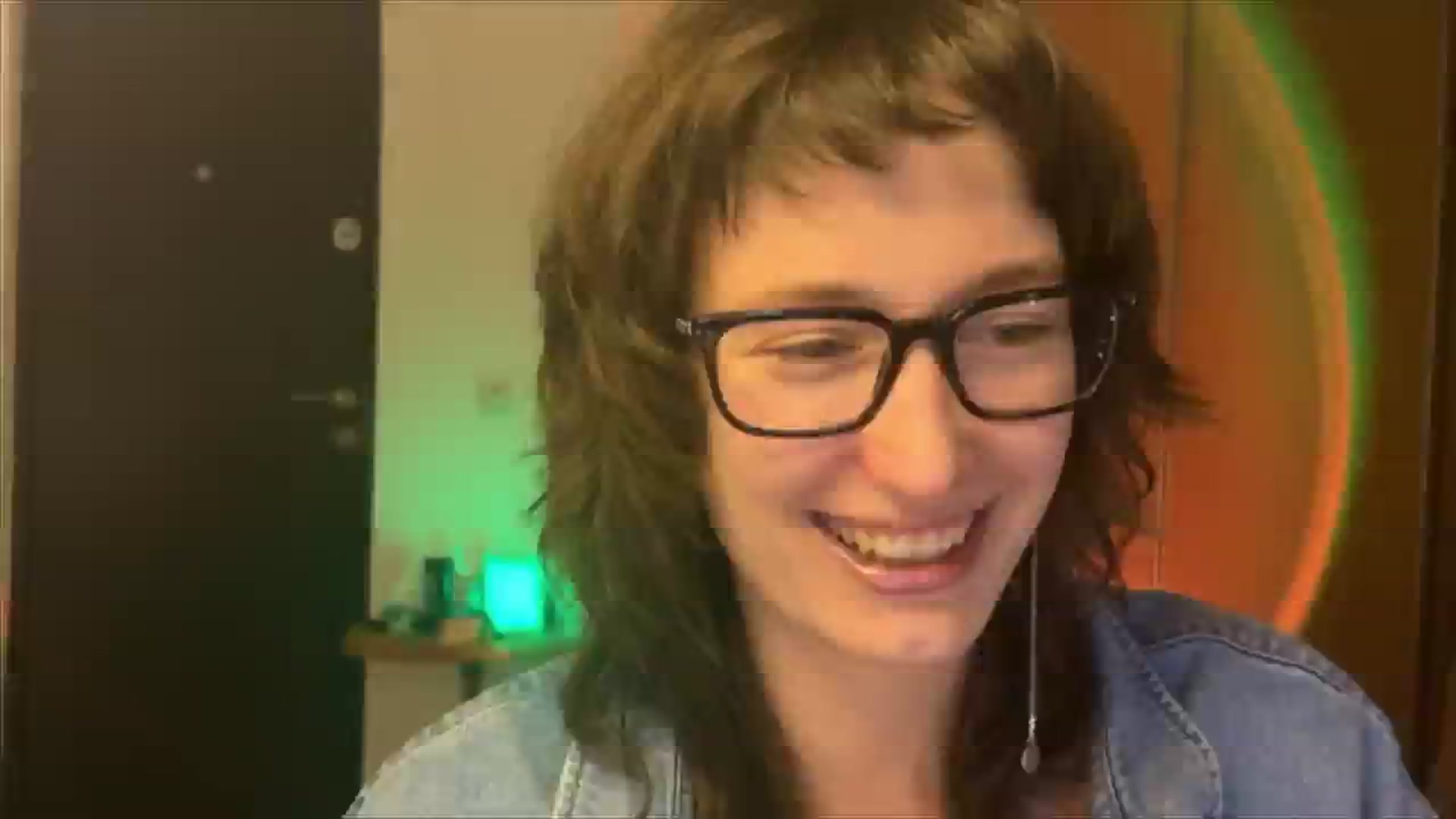Gallery image thumbnail from LoooneyTunes's myfreecams stream on, 02/17/2025, 21:05 image 8 of 20