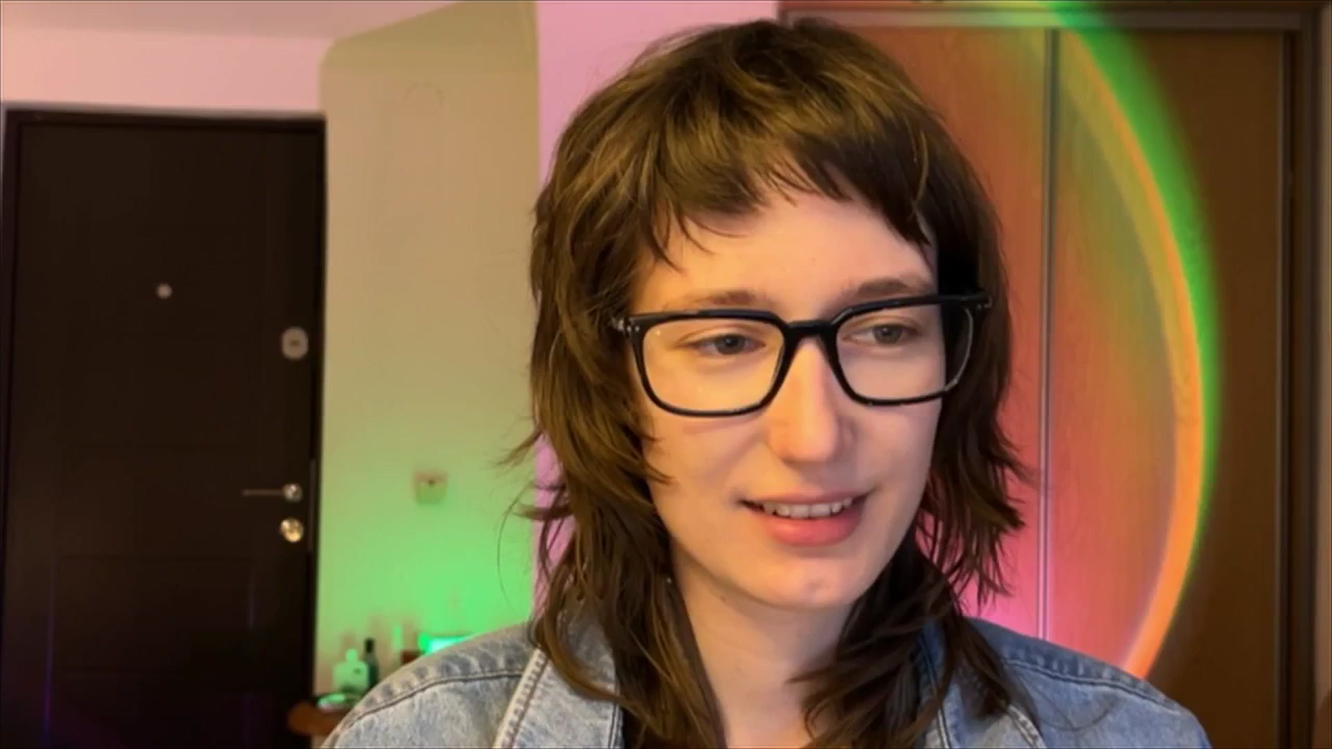 Gallery image thumbnail from LoooneyTunes's myfreecams stream on, 02/19/2025, 16:00 image 9 of 20