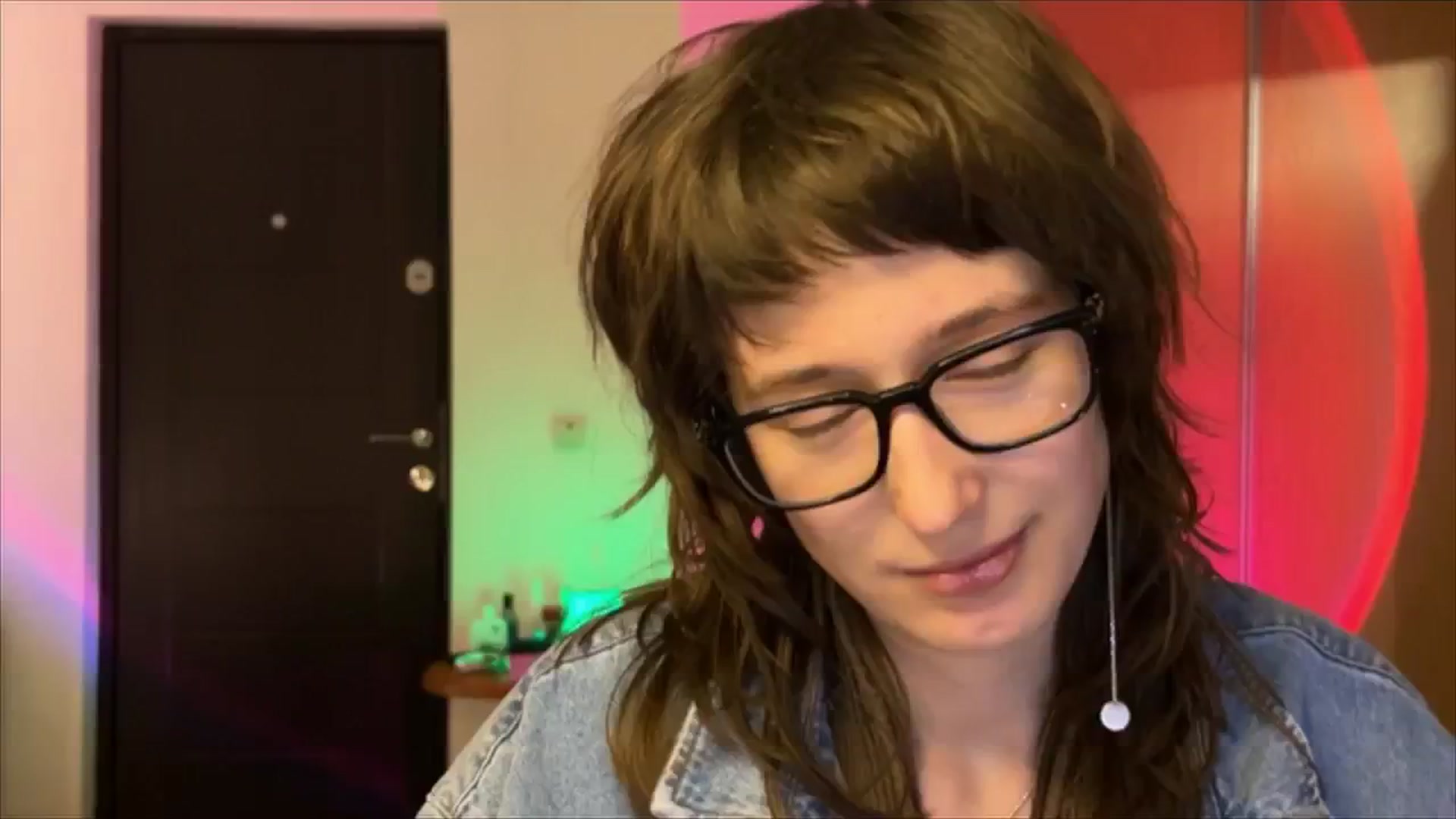 Gallery image thumbnail from LoooneyTunes's myfreecams stream on, 02/19/2025, 16:55 image 18 of 20