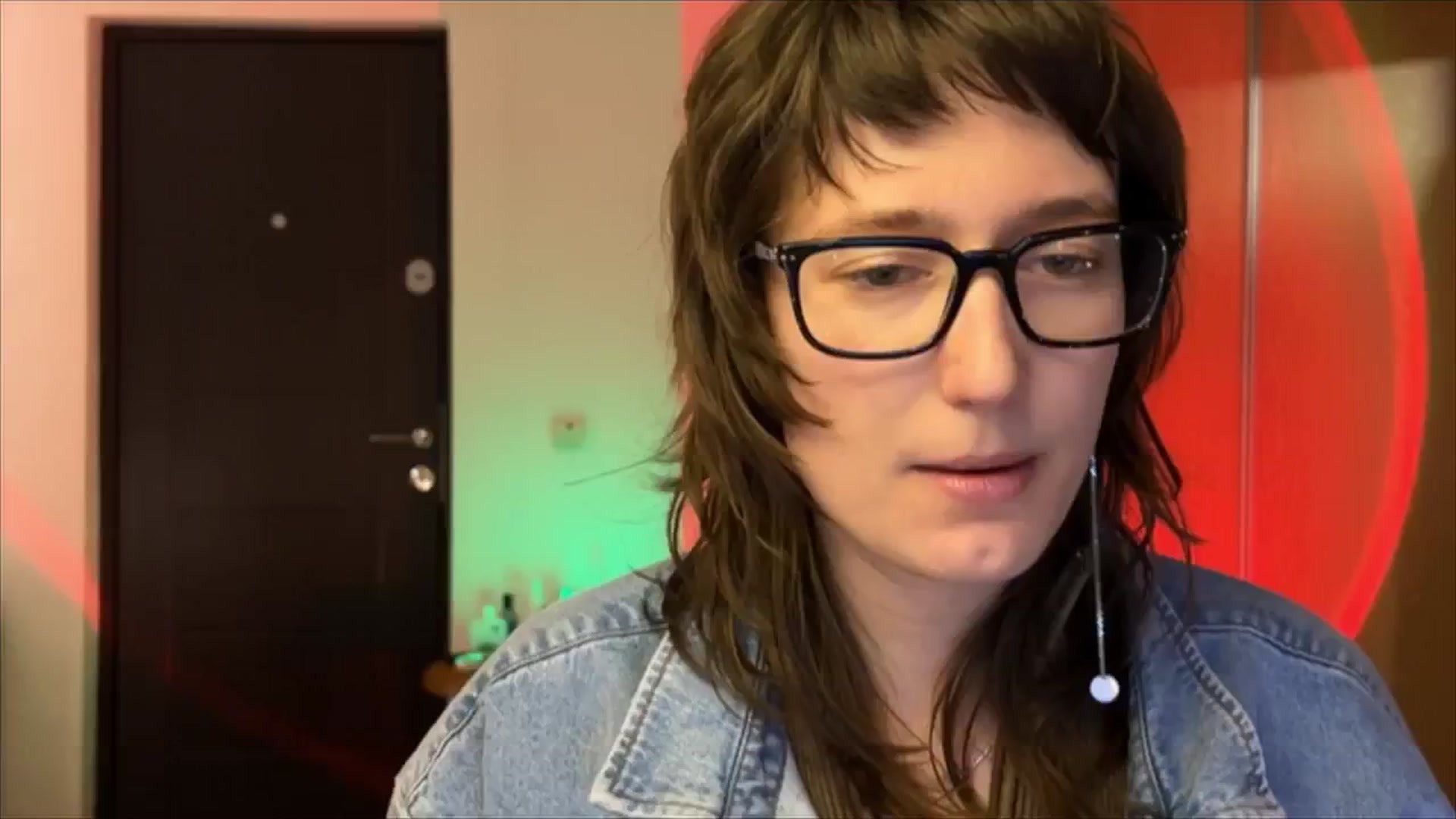 Gallery image thumbnail from LoooneyTunes's myfreecams stream on, 02/19/2025, 16:55 image 16 of 20