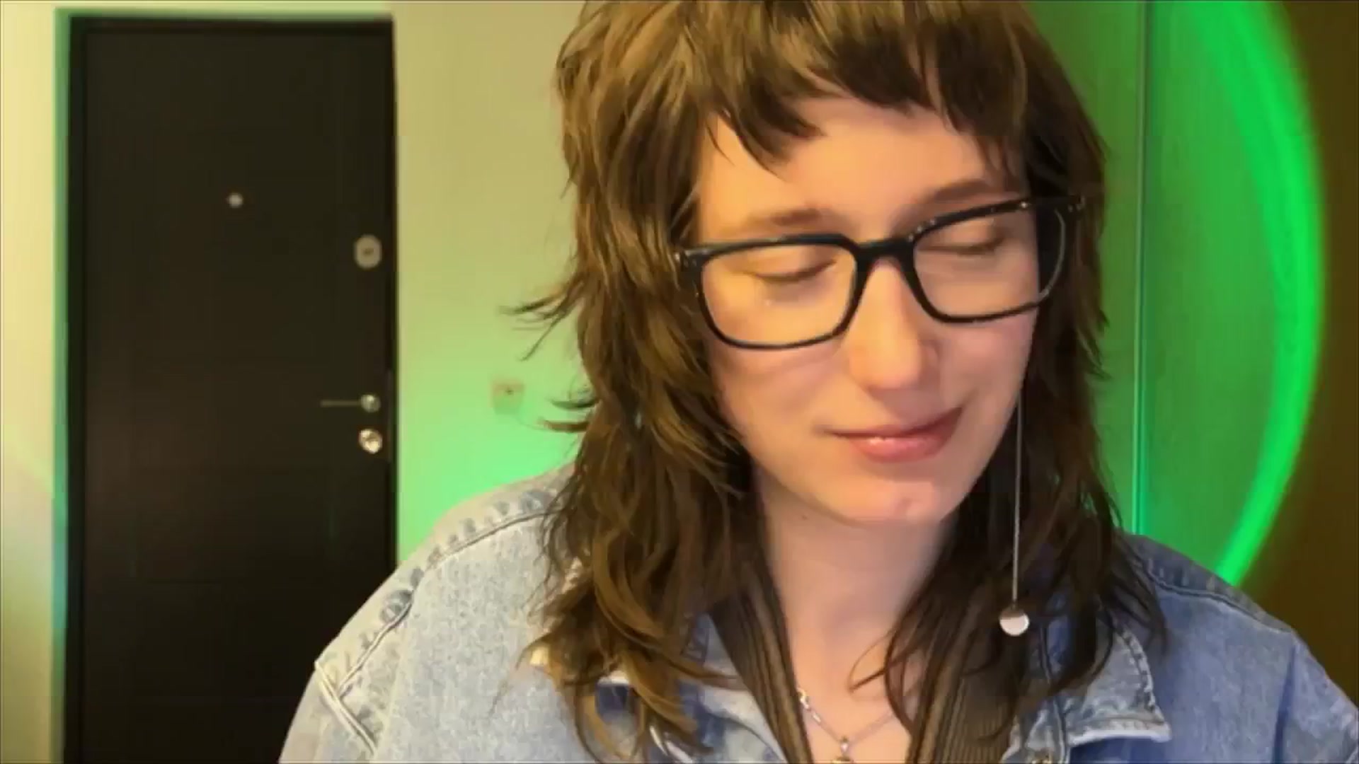 Gallery image thumbnail from LoooneyTunes's myfreecams stream on, 02/19/2025, 18:44 image 19 of 20