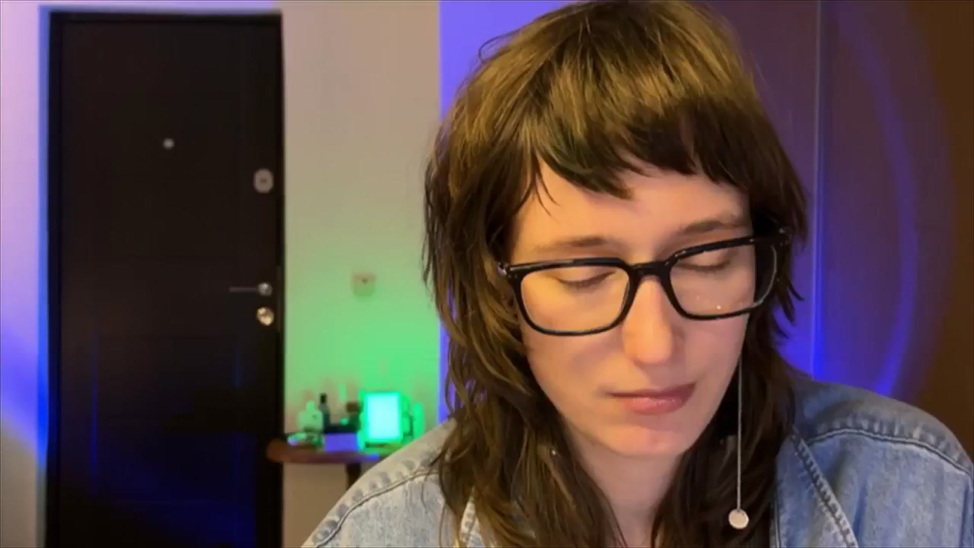 Gallery image thumbnail from LoooneyTunes's myfreecams stream on, 02/19/2025, 18:44 image 11 of 20