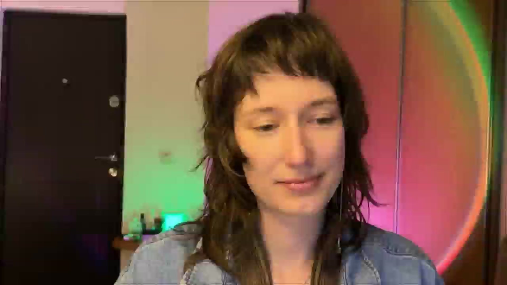 Gallery image thumbnail from LoooneyTunes's myfreecams stream on, 02/19/2025, 20:15 image 5 of 20