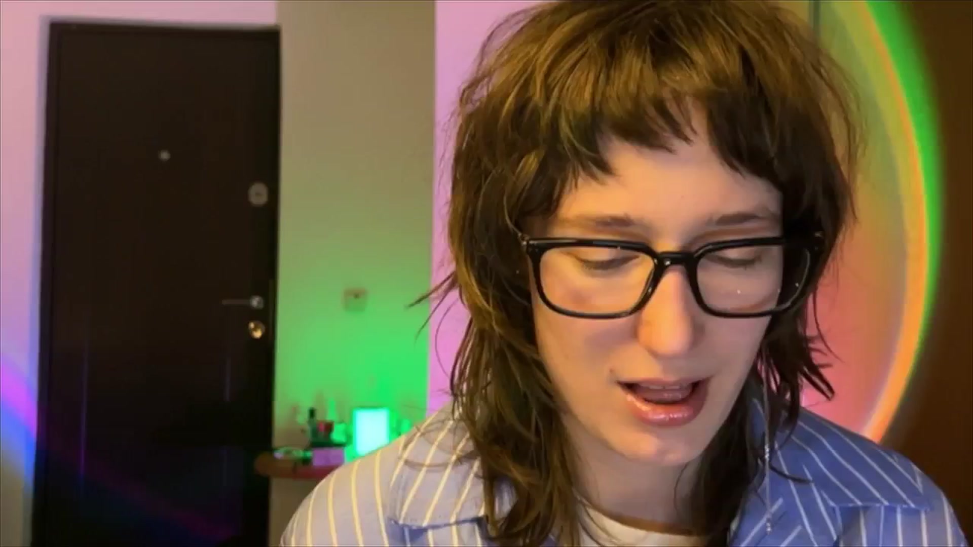 Gallery image thumbnail from LoooneyTunes's myfreecams stream on, 02/21/2025, 20:28 image 12 of 20