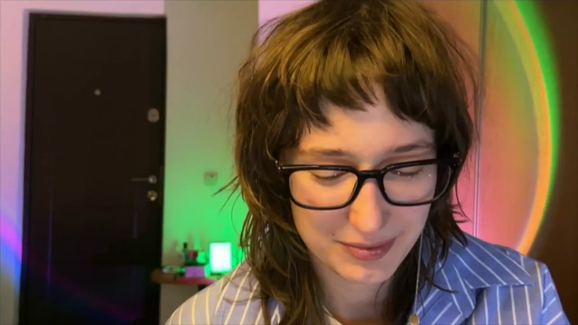 Gallery image thumbnail from LoooneyTunes's myfreecams stream on, 02/21/2025, 20:28 image 13 of 20