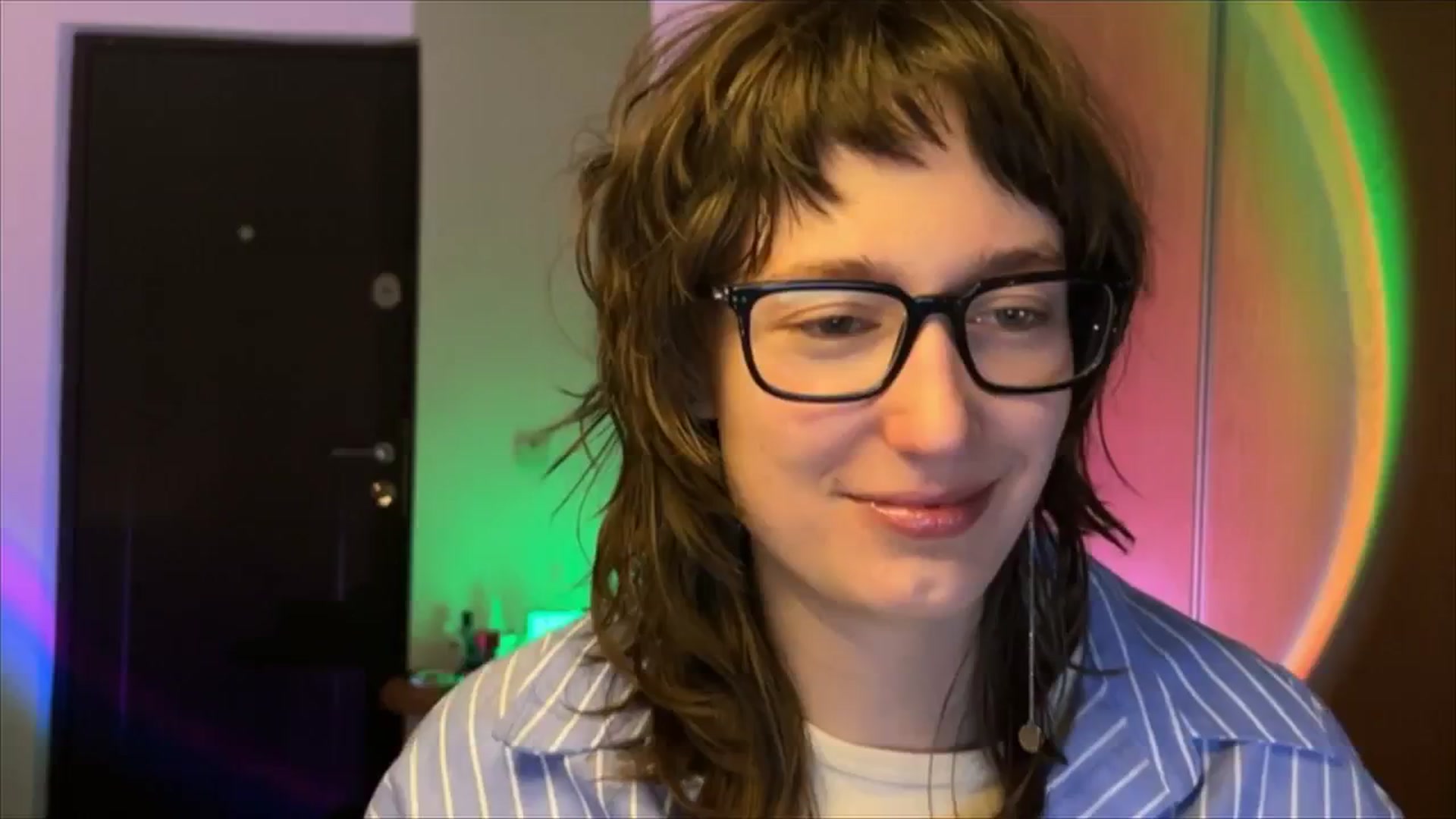 Gallery image thumbnail from LoooneyTunes's myfreecams stream on, 02/21/2025, 20:28 image 17 of 20