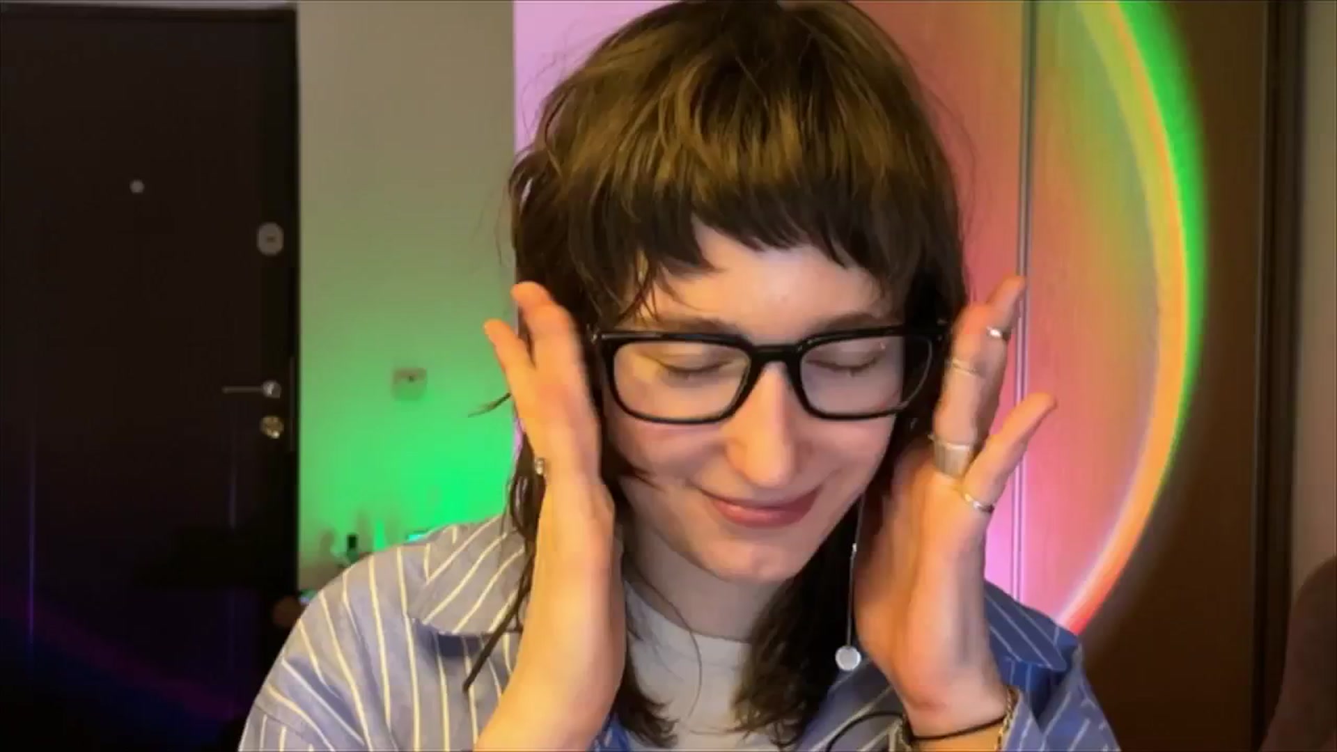 Gallery image thumbnail from LoooneyTunes's myfreecams stream on, 02/21/2025, 21:34 image 3 of 20