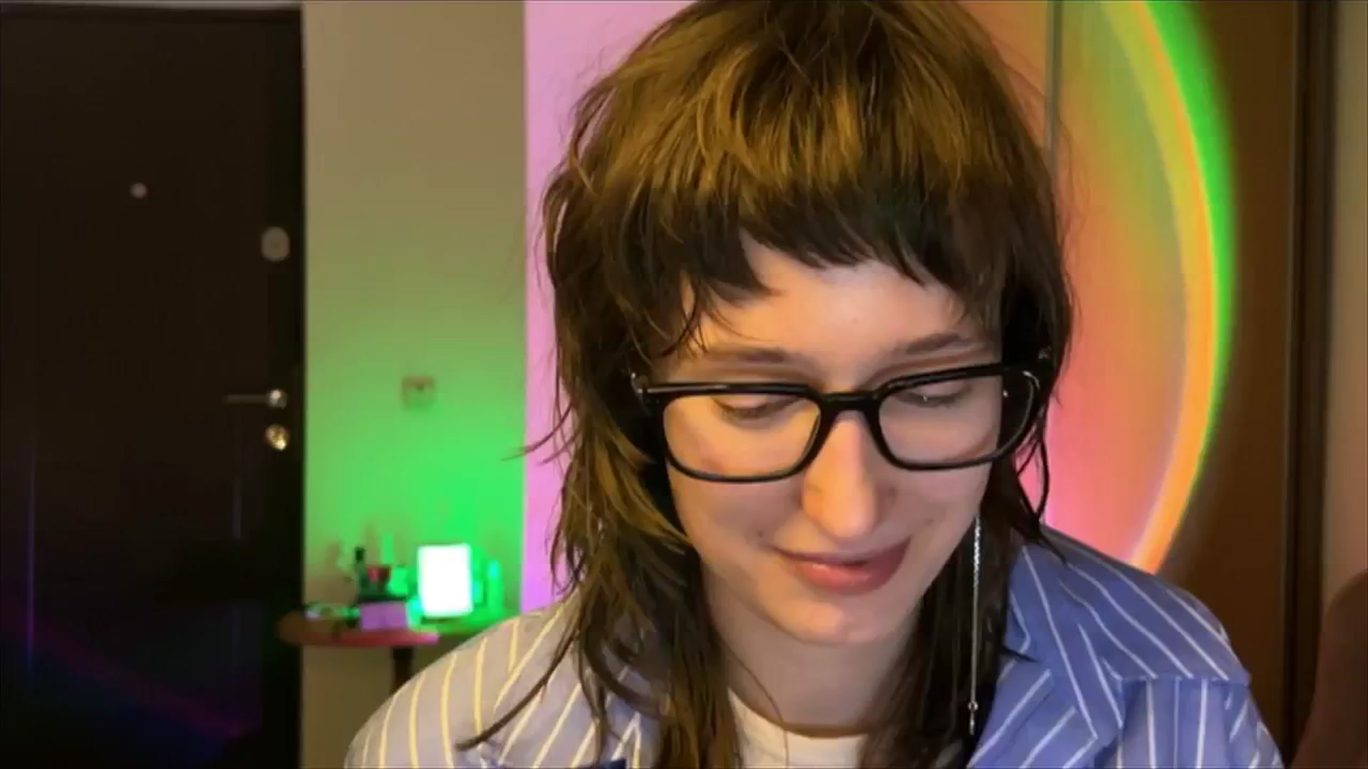 Gallery image thumbnail from LoooneyTunes's myfreecams stream on, 02/21/2025, 21:34 image 12 of 20